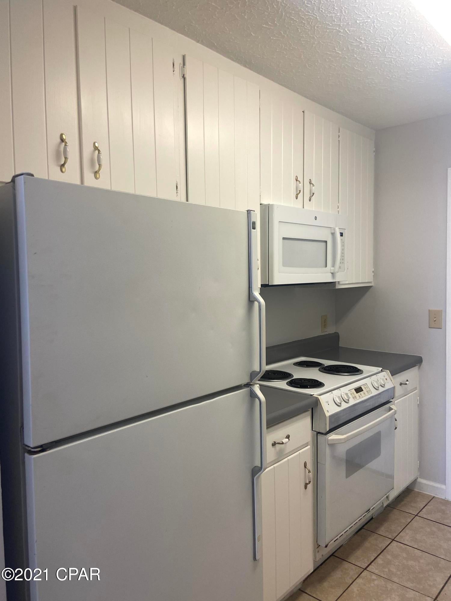 [No Recorded Subdiv] - Residential Lease