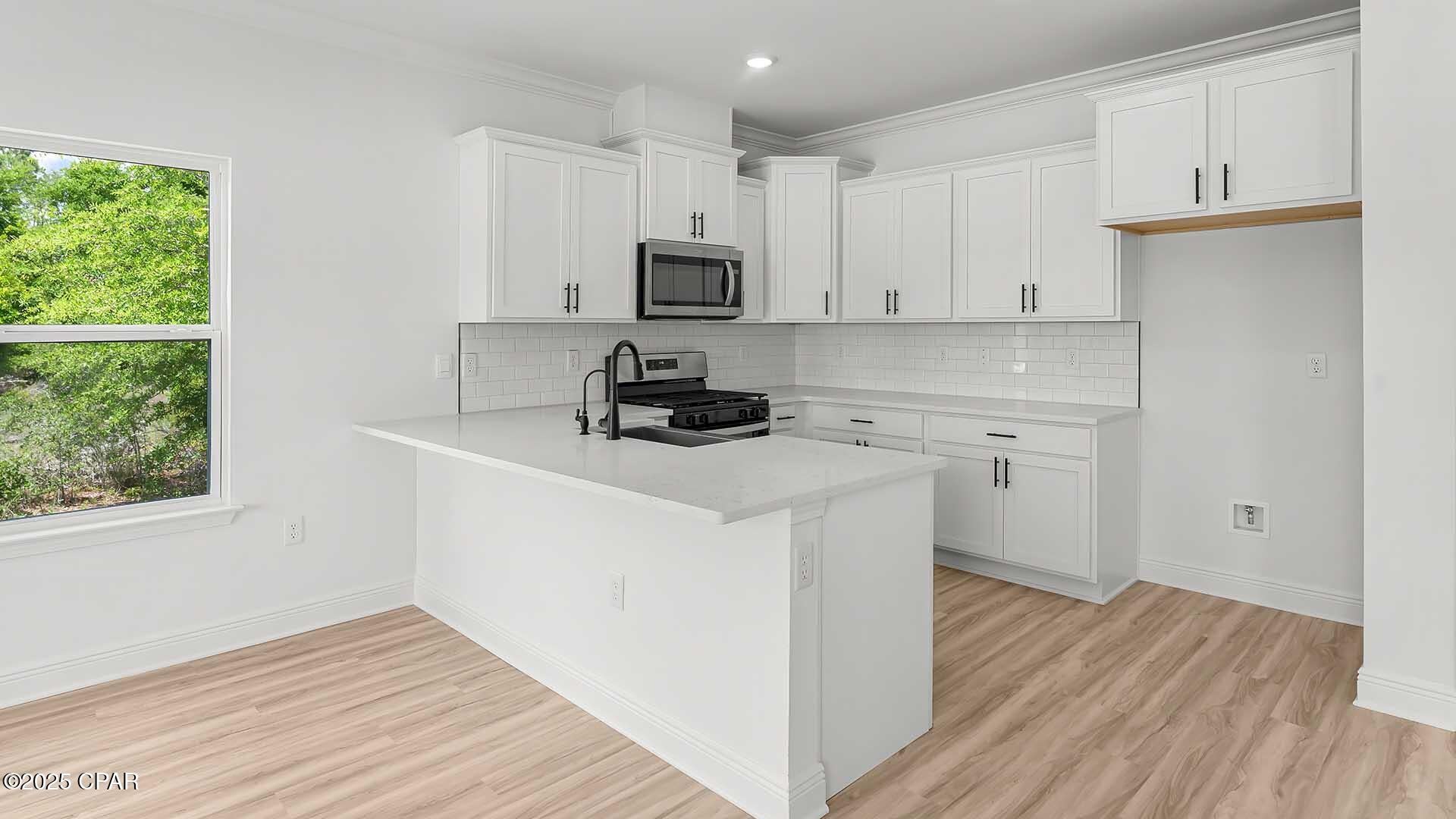 Colonial Landing - Residential