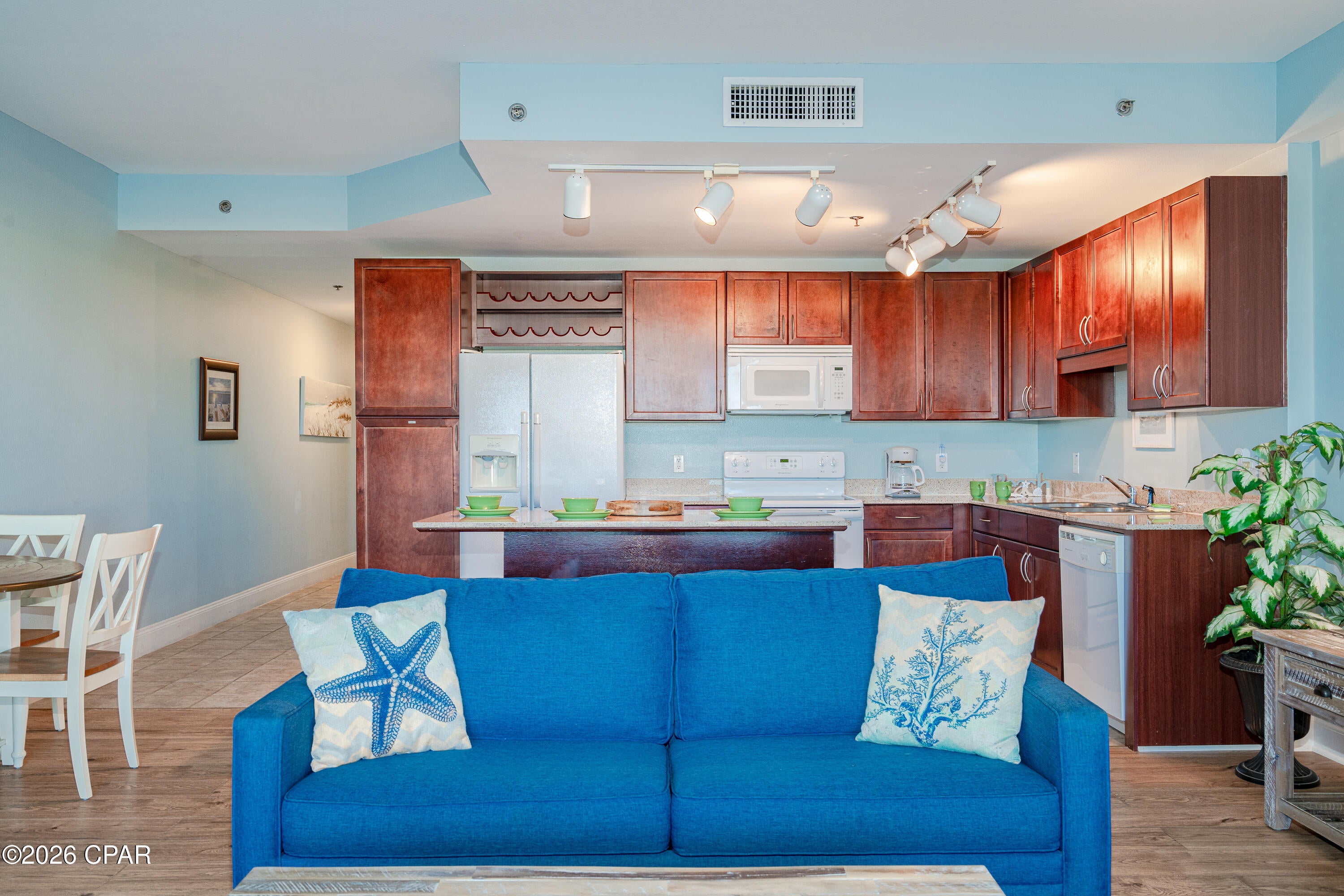 Laketown Wharf - Residential