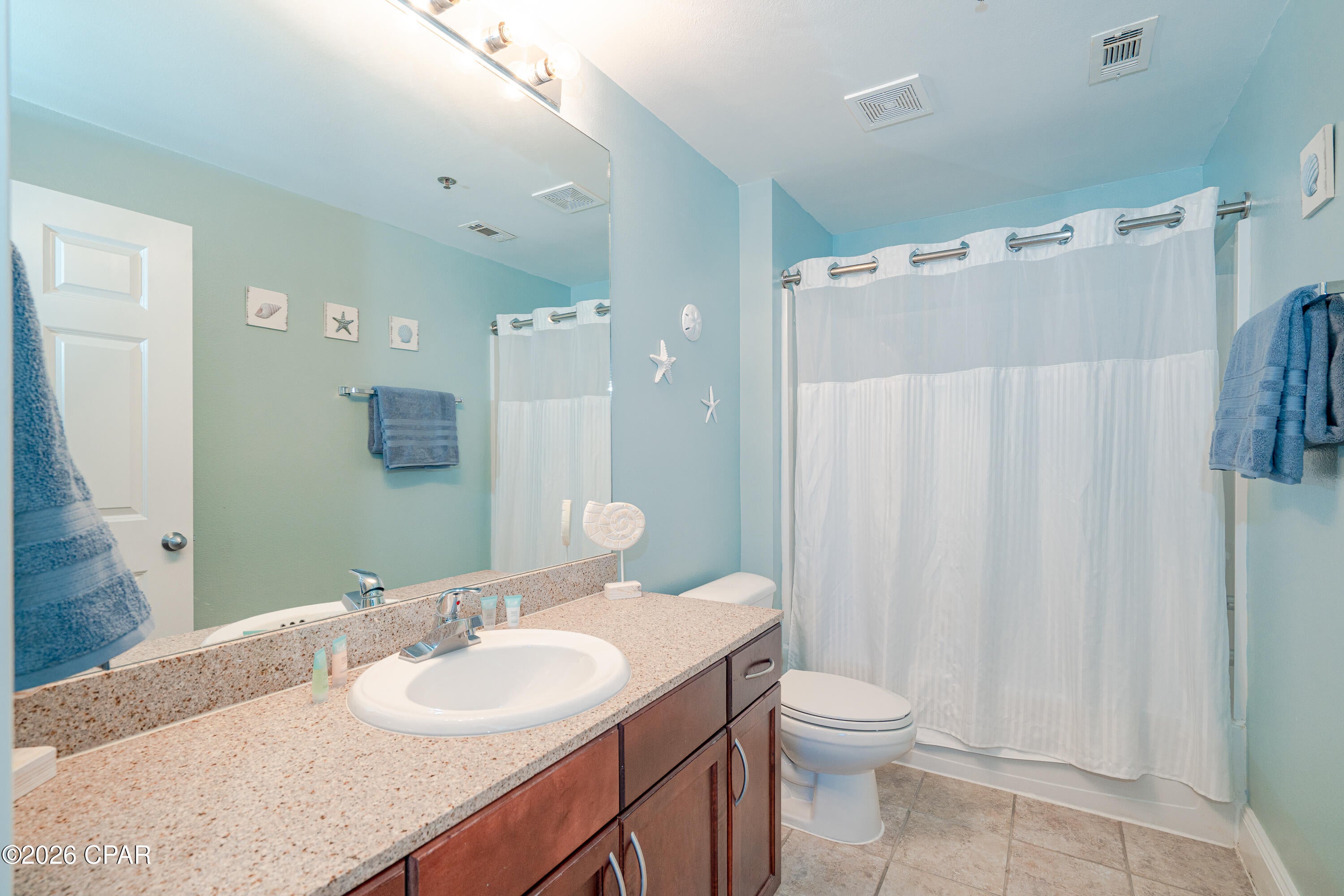 Laketown Wharf - Residential