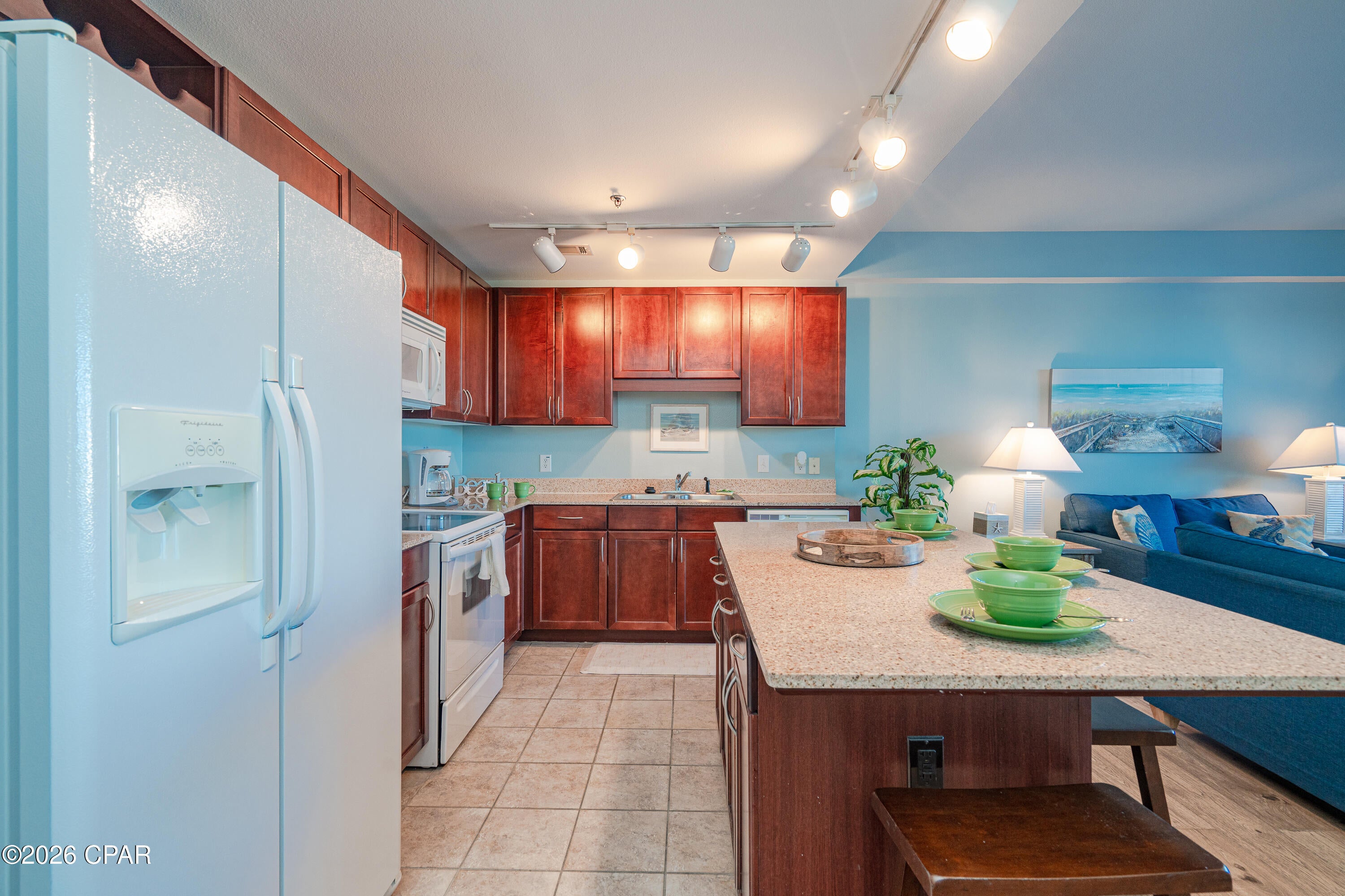 Laketown Wharf - Residential