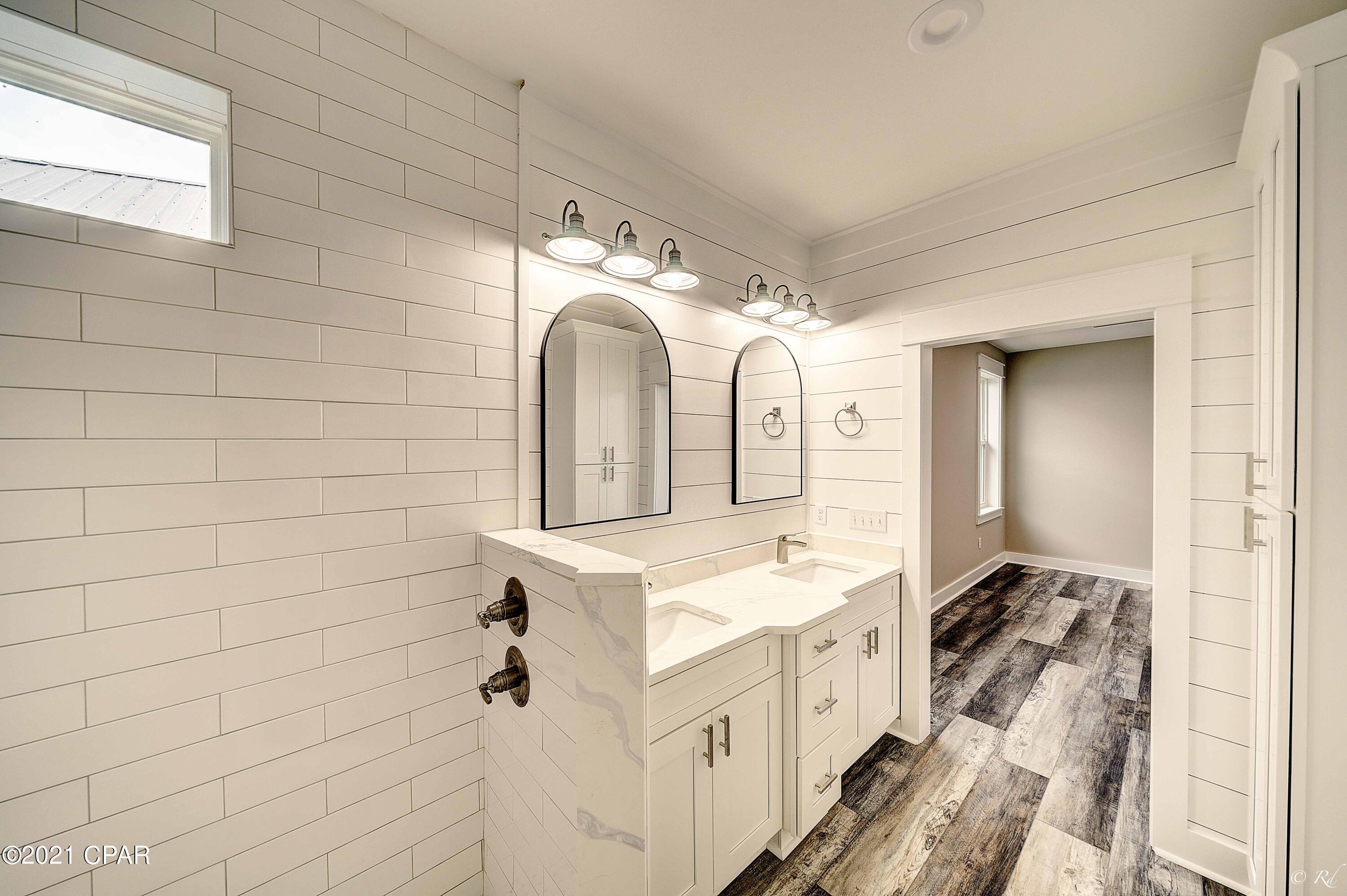 Kiska Beach 1st Add - Residential