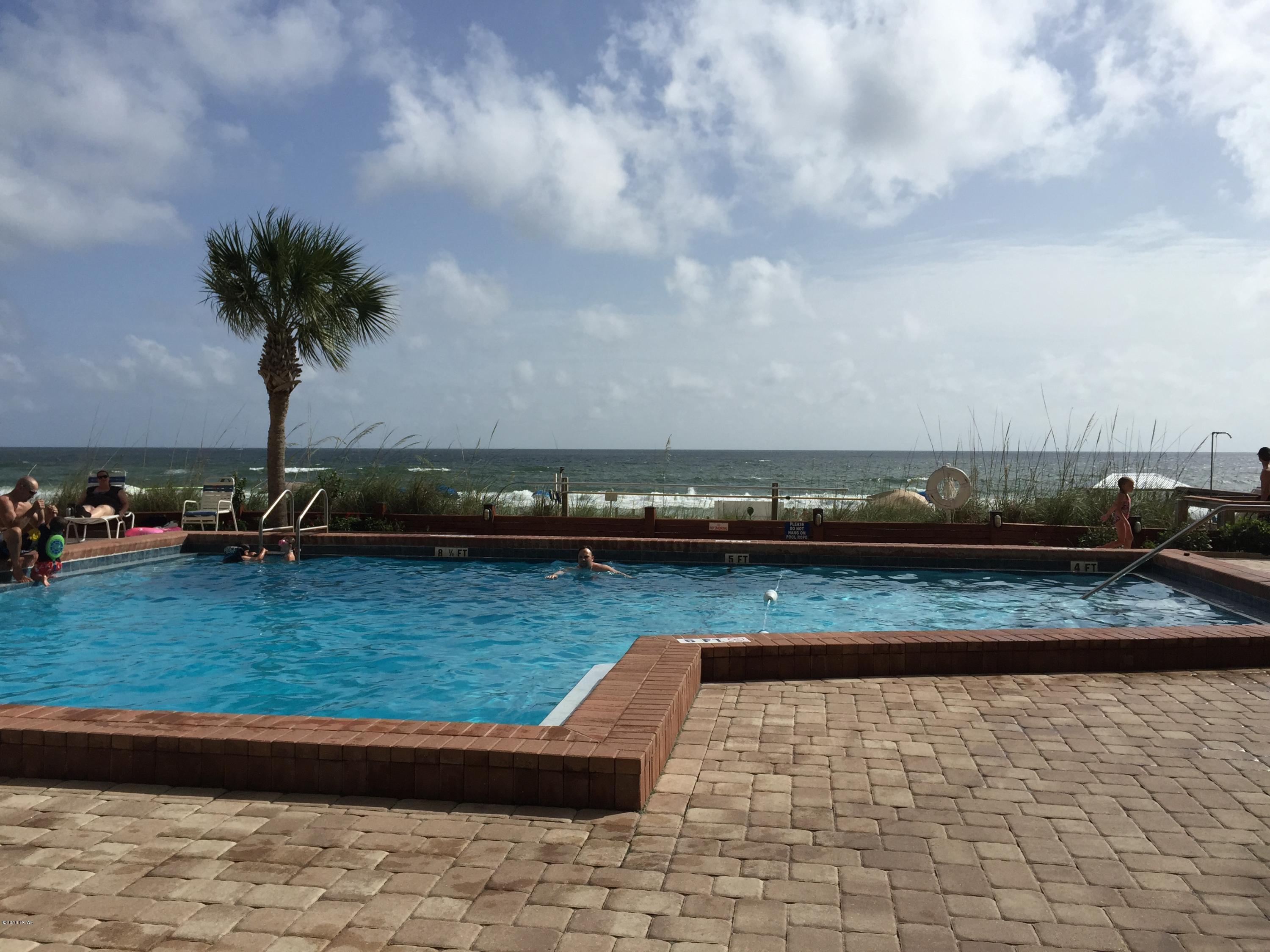 The Commodore - Residential