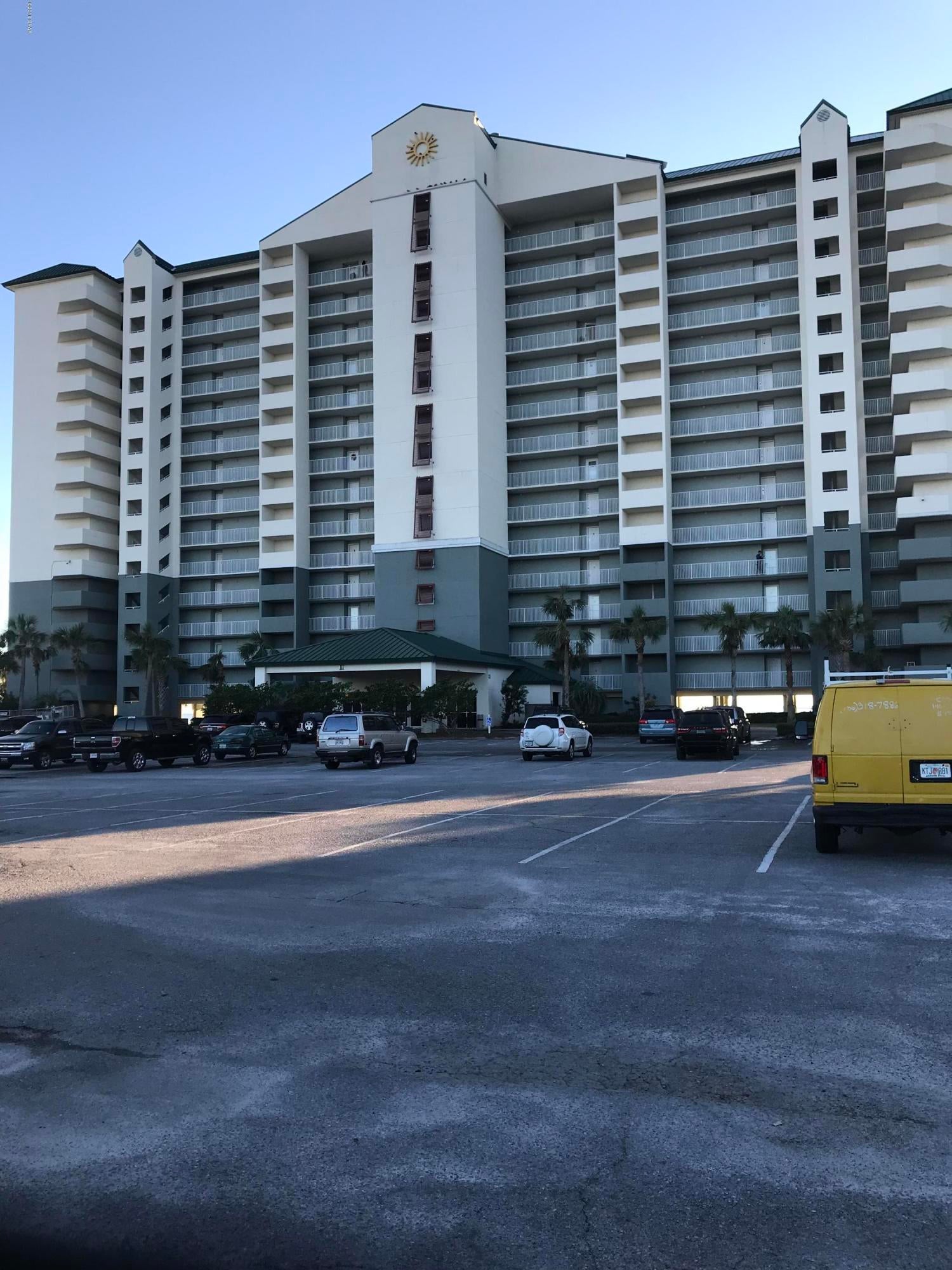 Long Beach Towers III - Residential