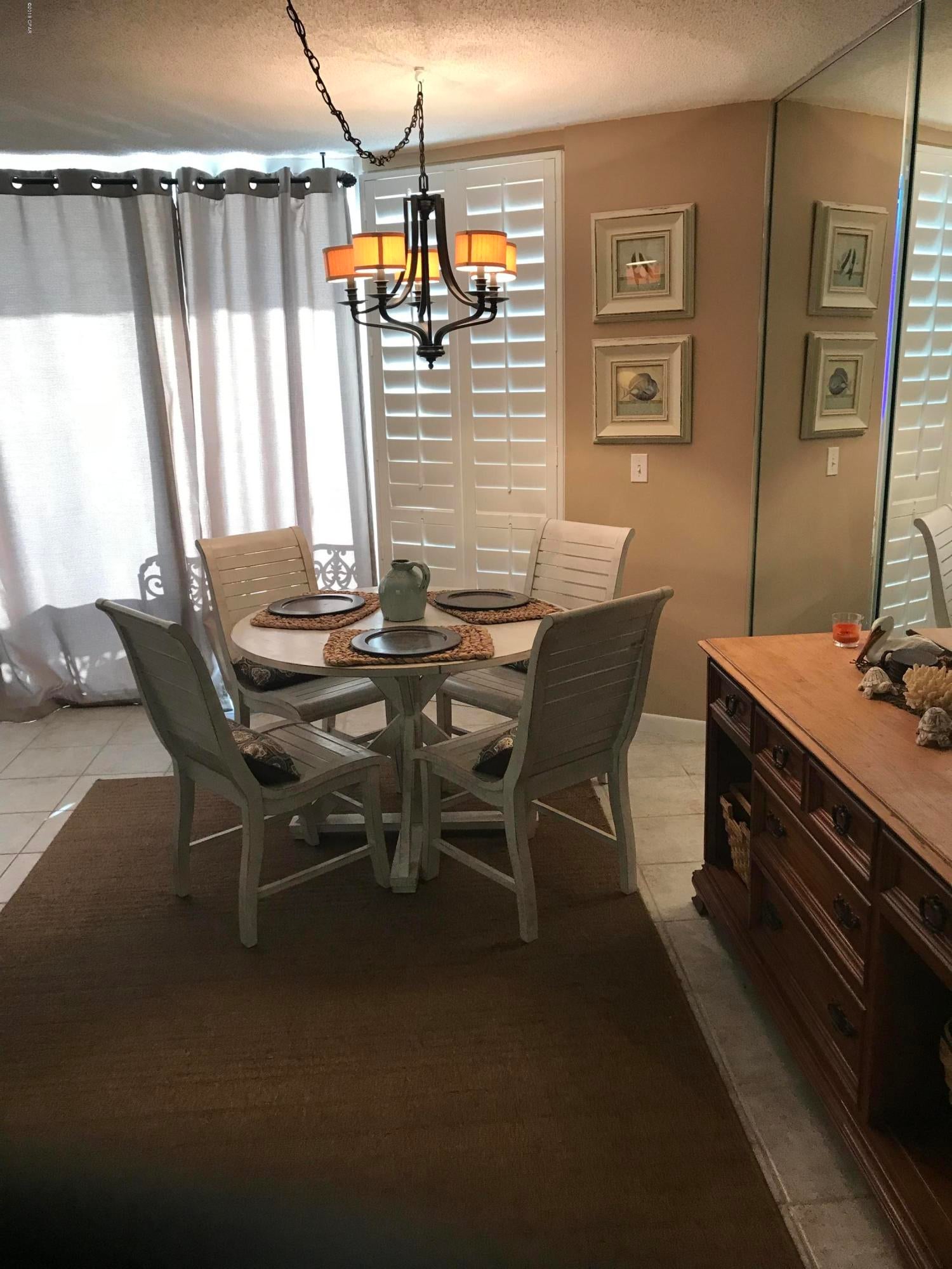 Long Beach Towers III - Residential