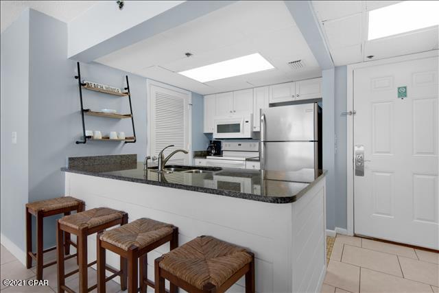 Long Beach Towers I - Residential