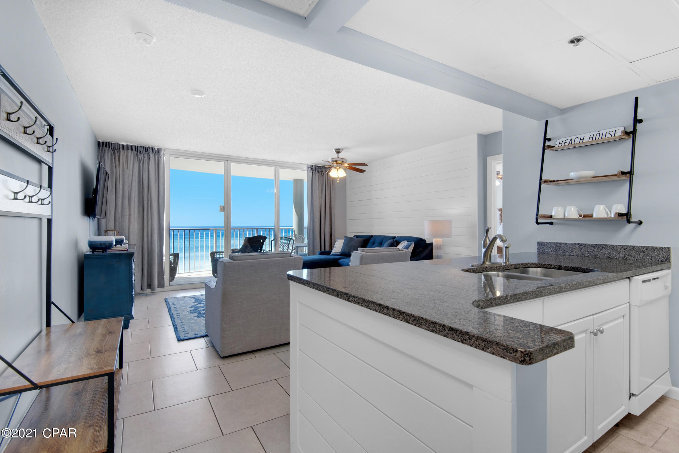 Long Beach Towers I - Residential