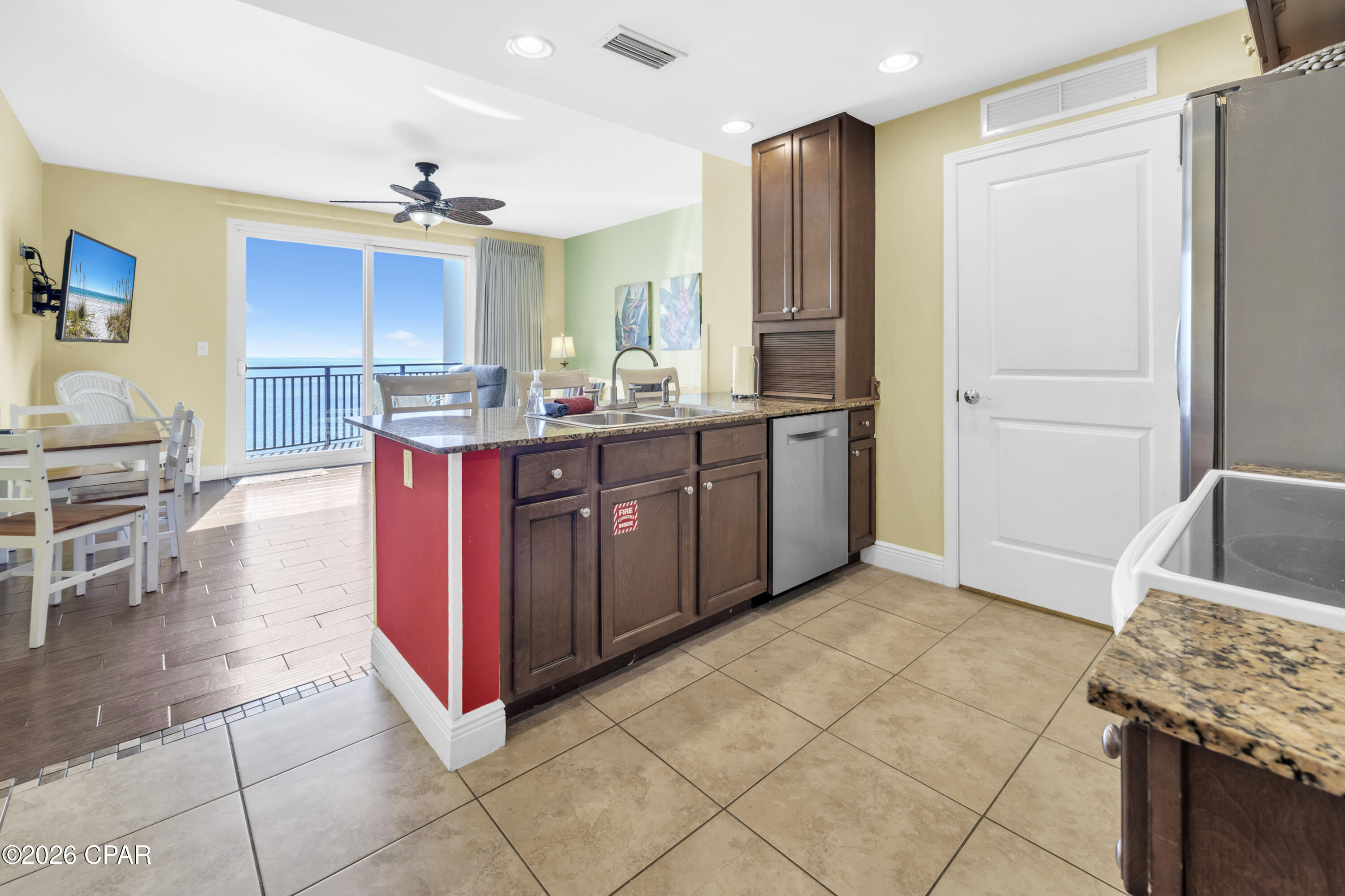 Sterling Breeze - Residential