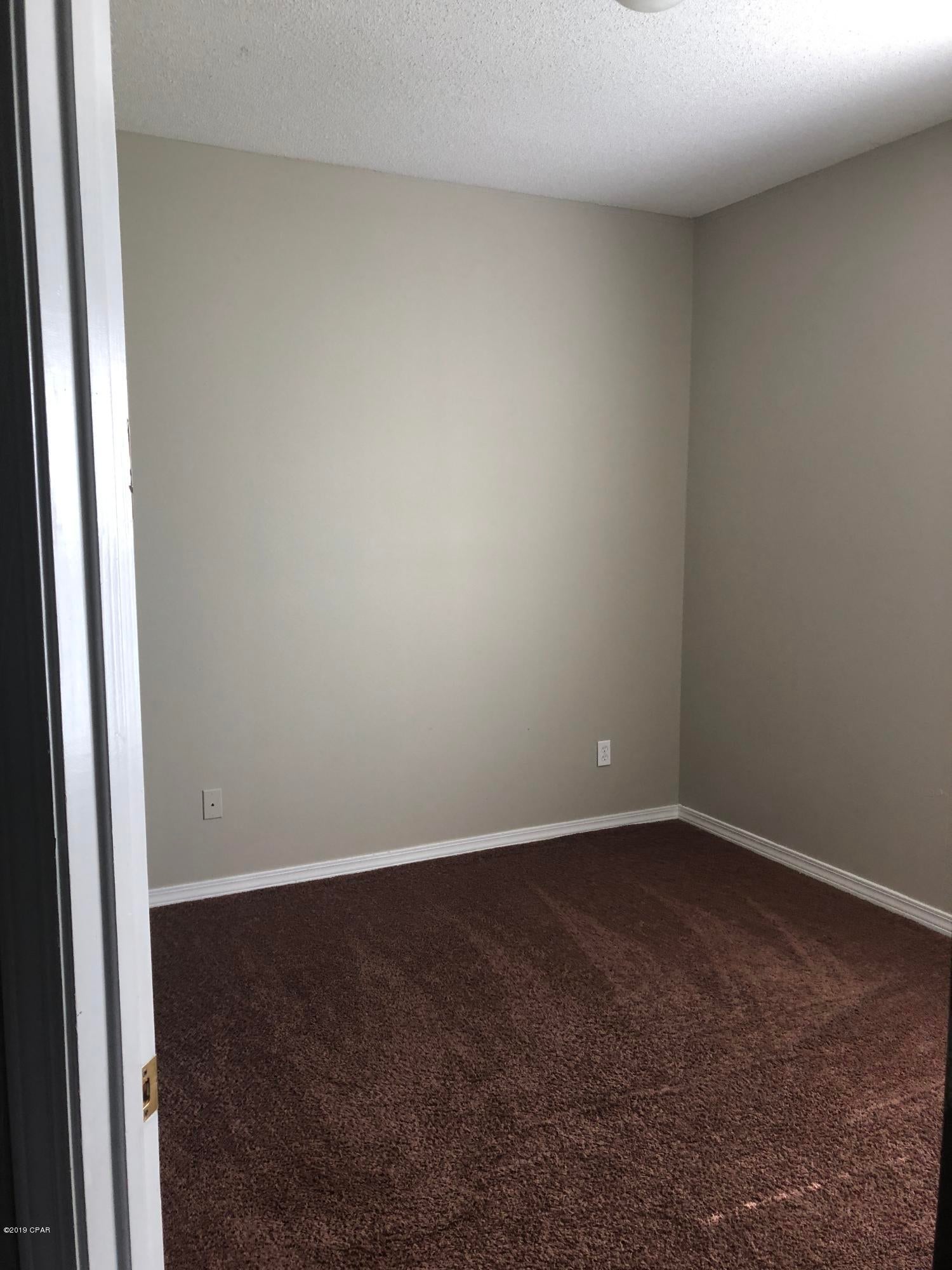 Hammocks - Residential Lease