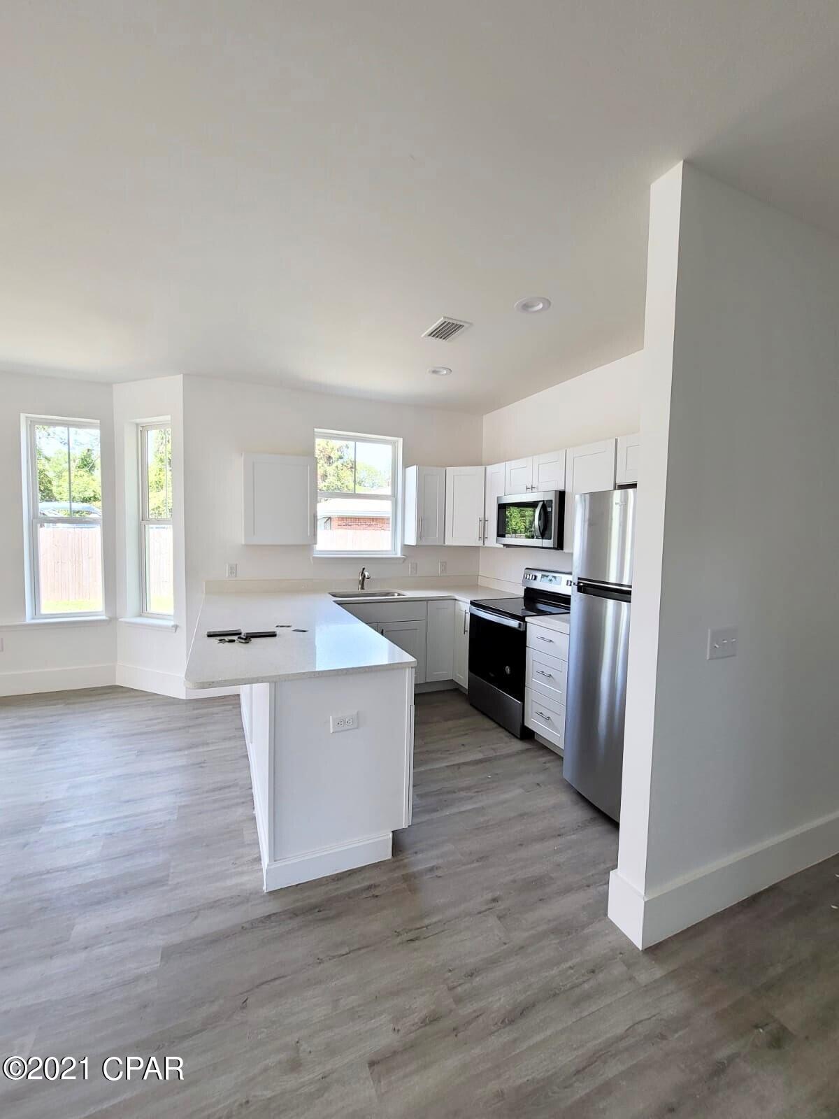 Magnolia Beach - Residential