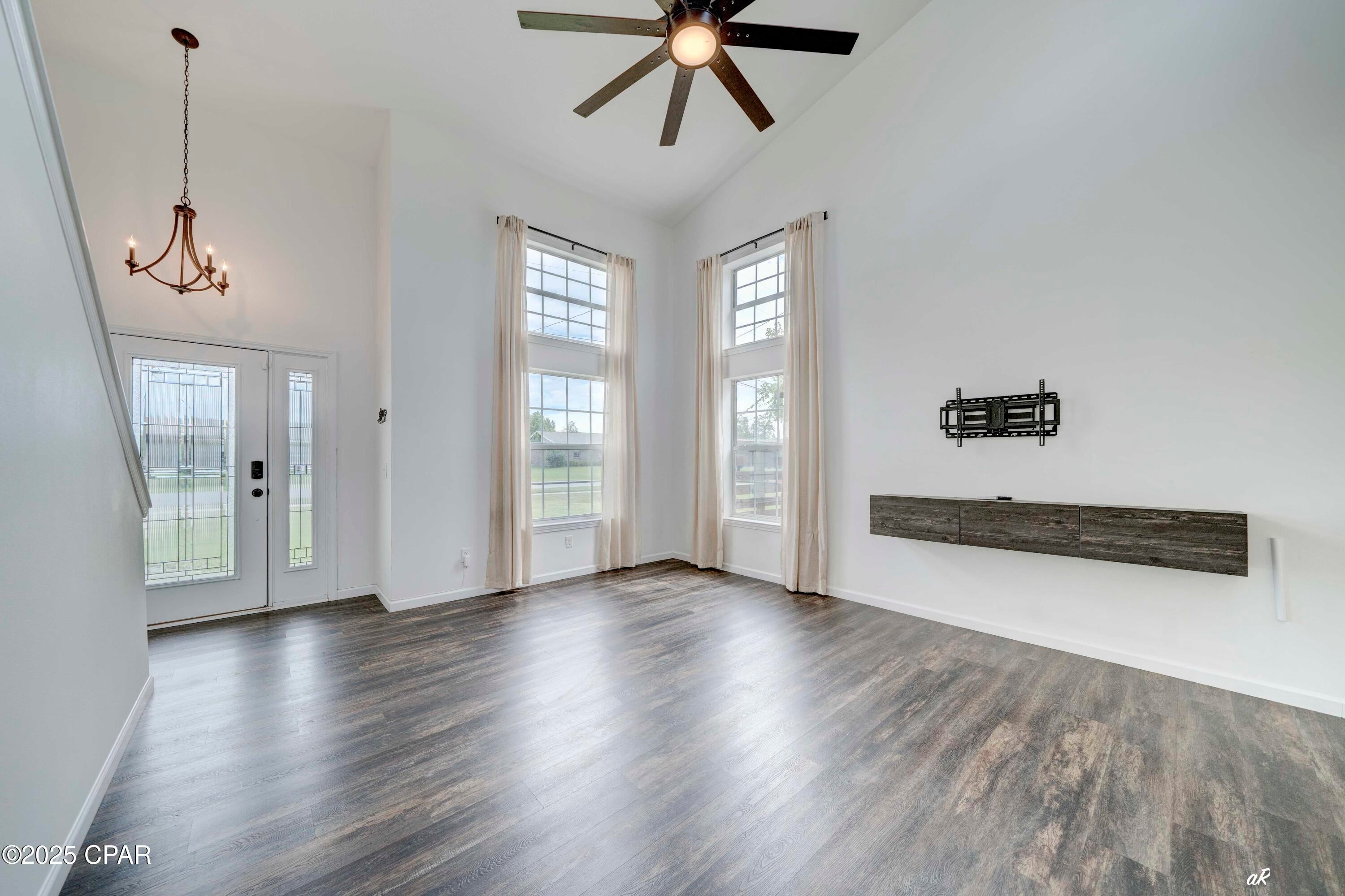 [No Recorded Subdiv] - Residential Lease