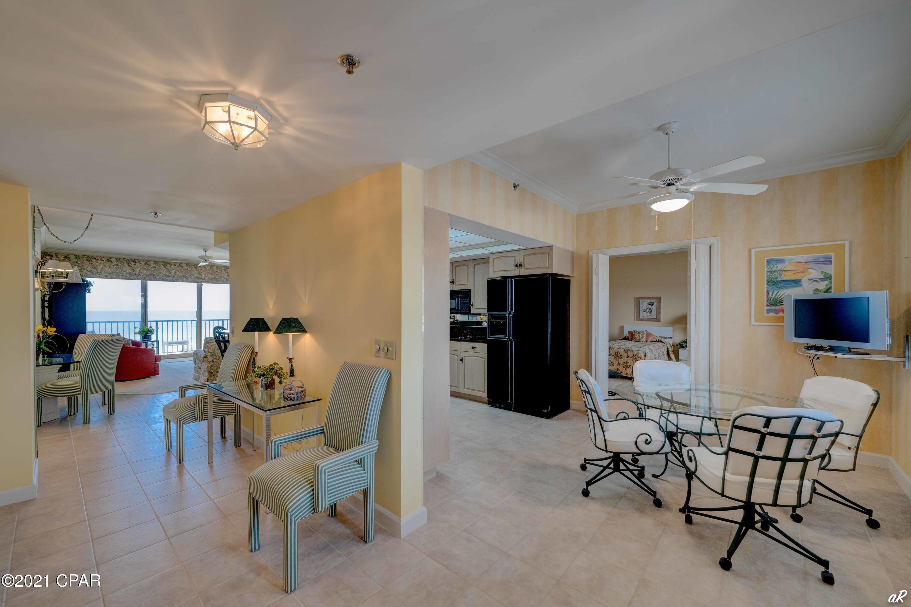 Summerwinds Condo - Residential
