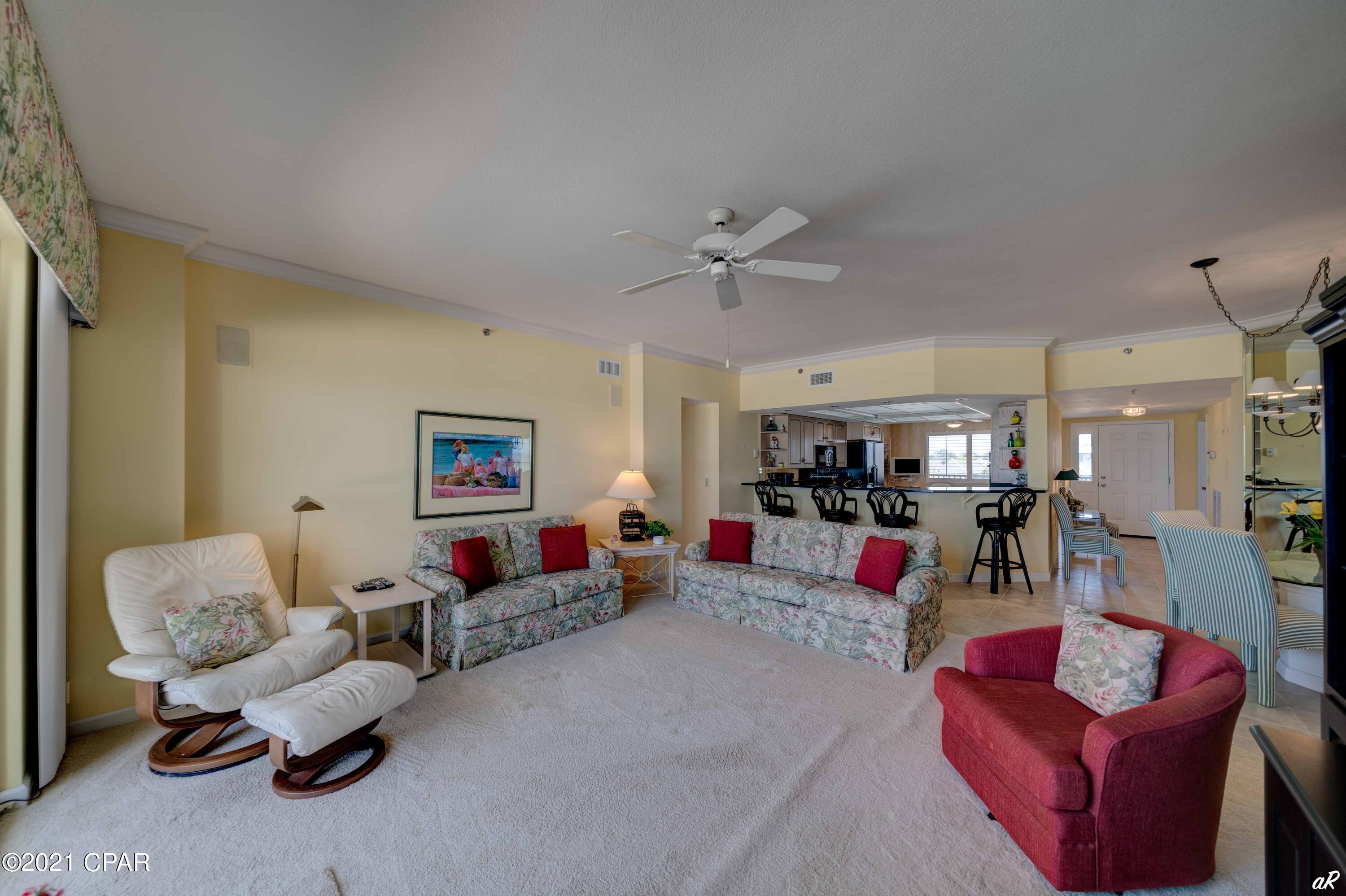 Summerwinds Condo - Residential