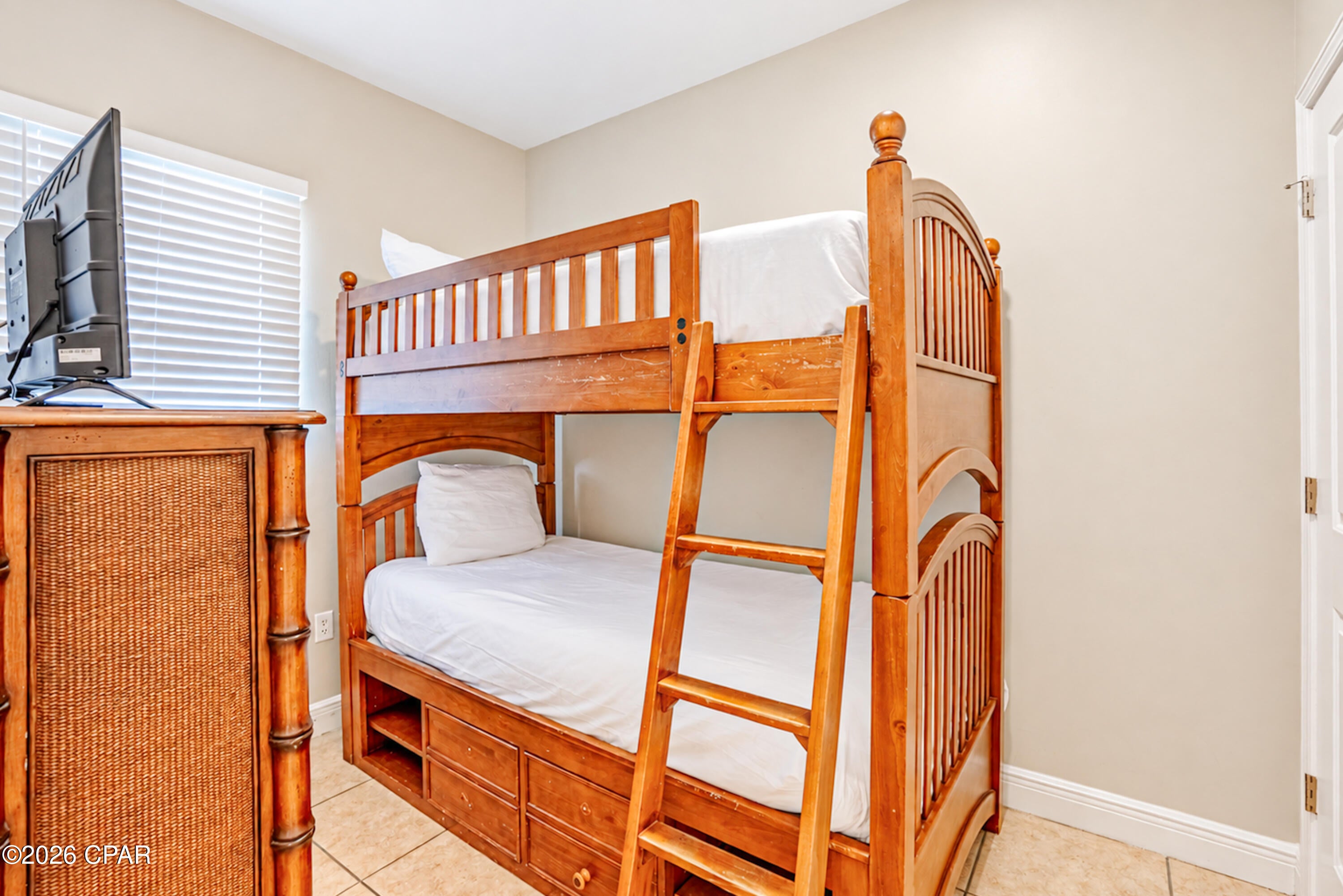 Sterling Breeze - Residential