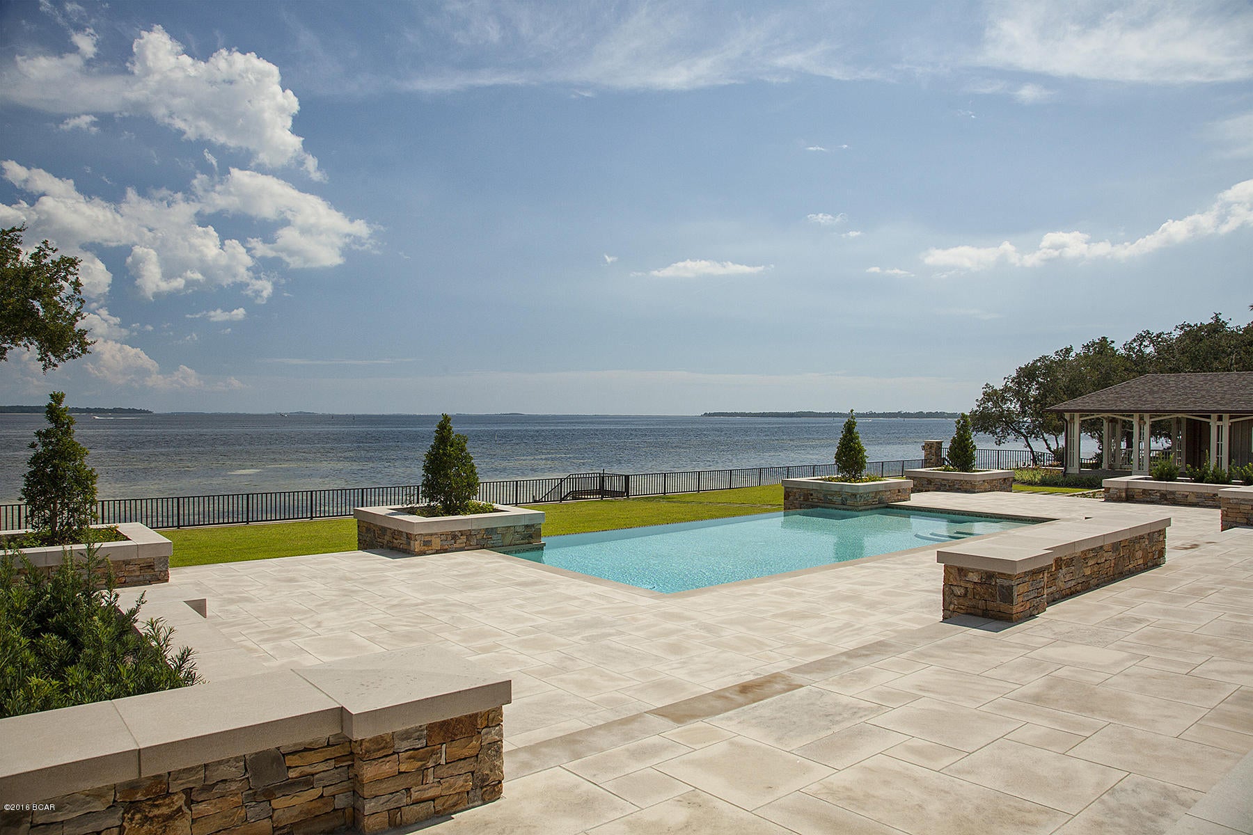 Delwood Beach - Residential