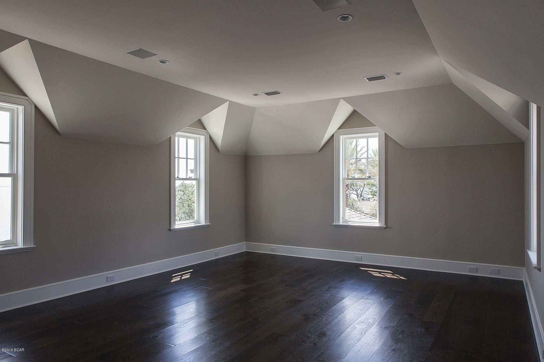 Delwood Beach - Residential