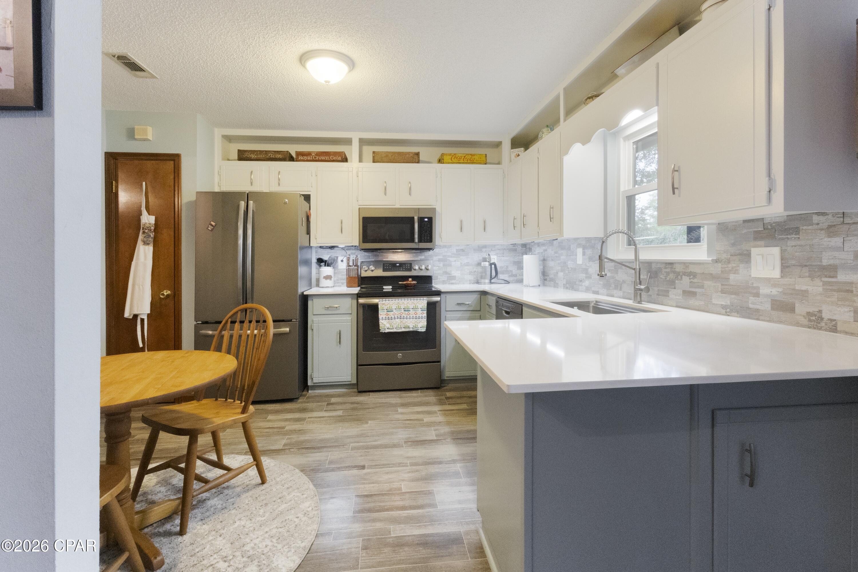 Paradise Lakes - Residential