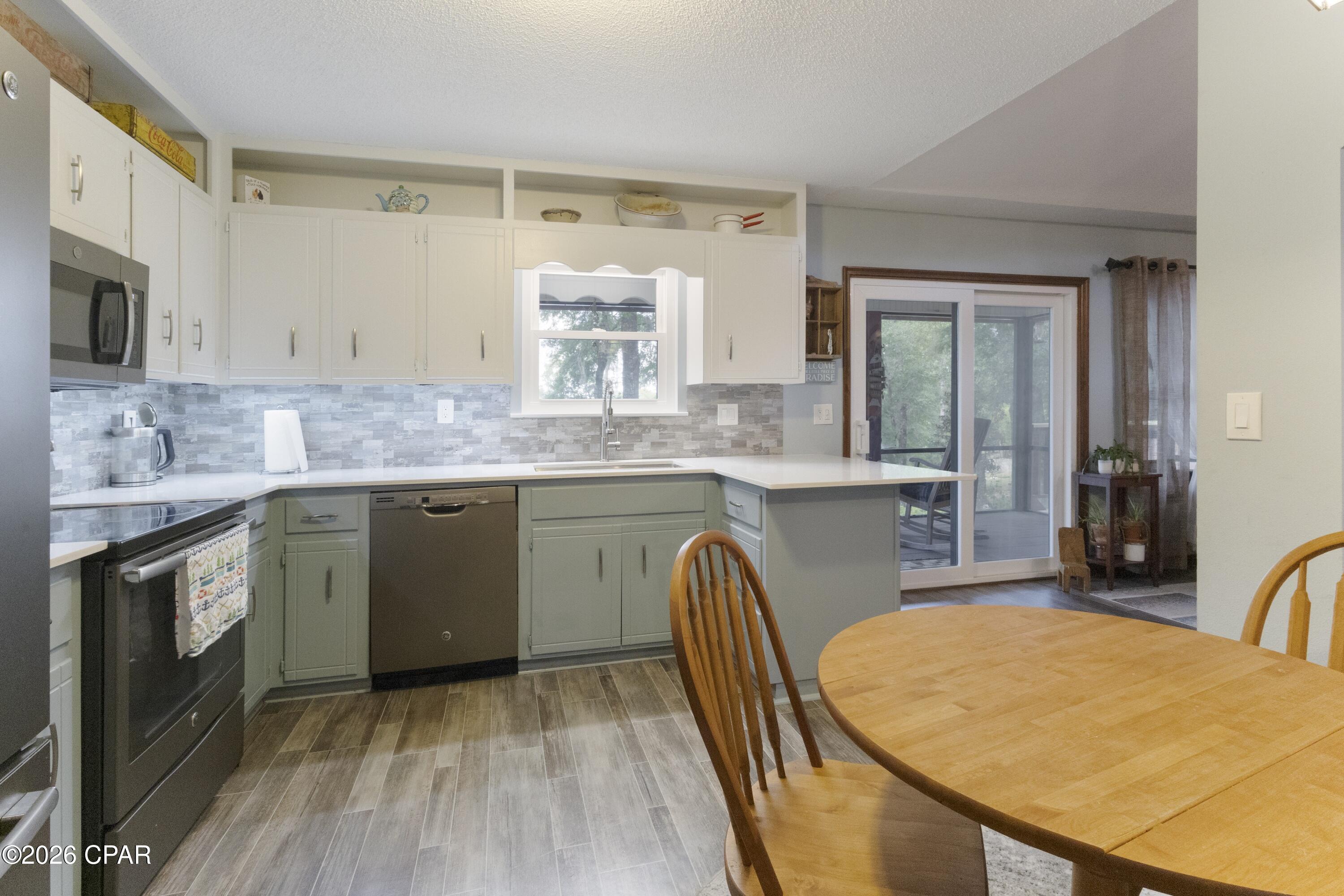 Paradise Lakes - Residential