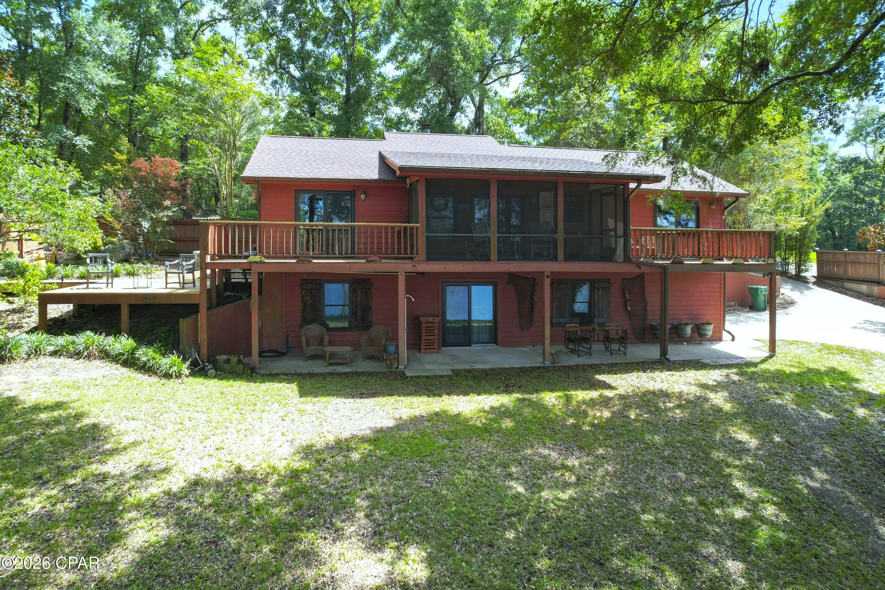 Paradise Lakes - Residential