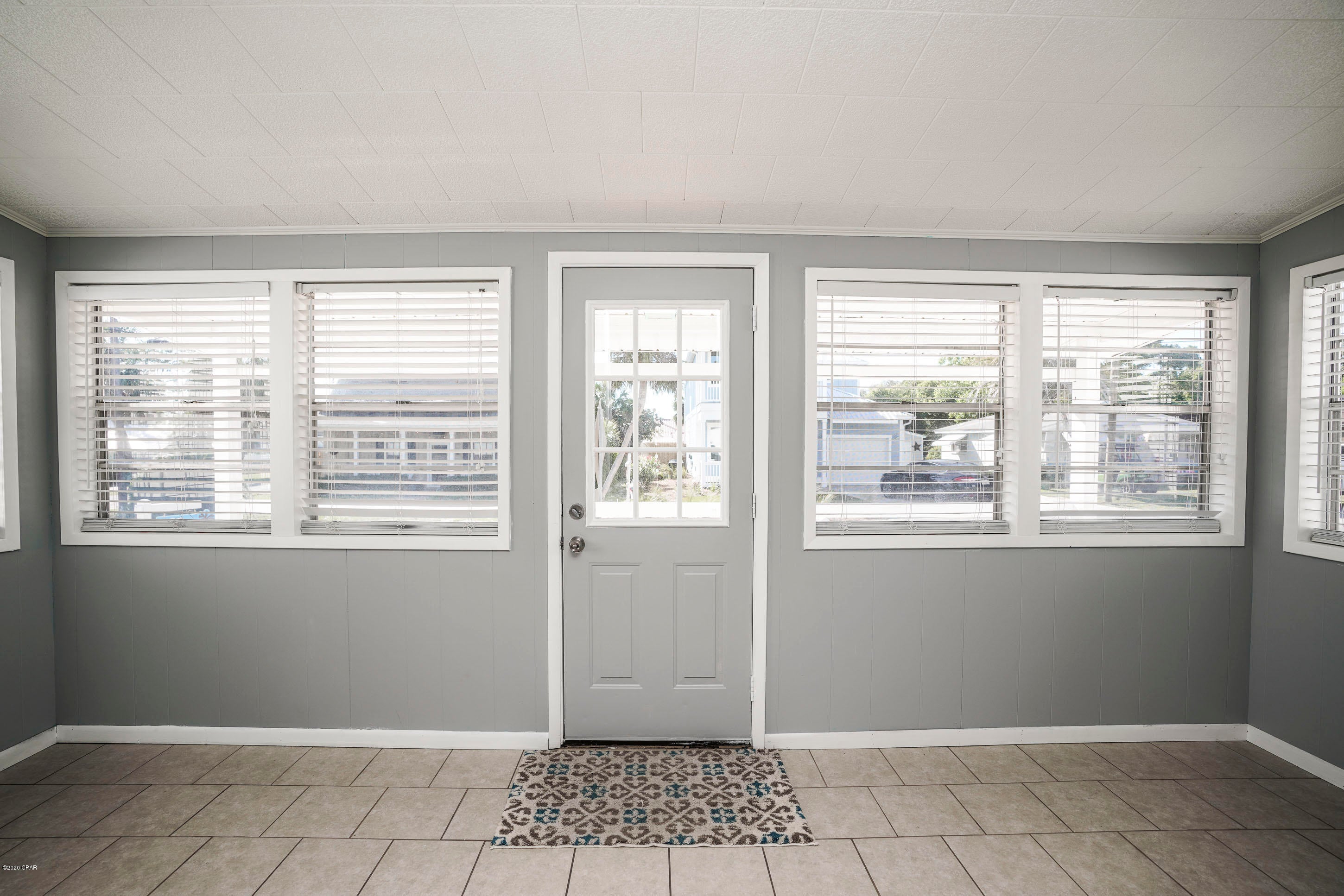 Laguna Beach Estates - Residential Lease