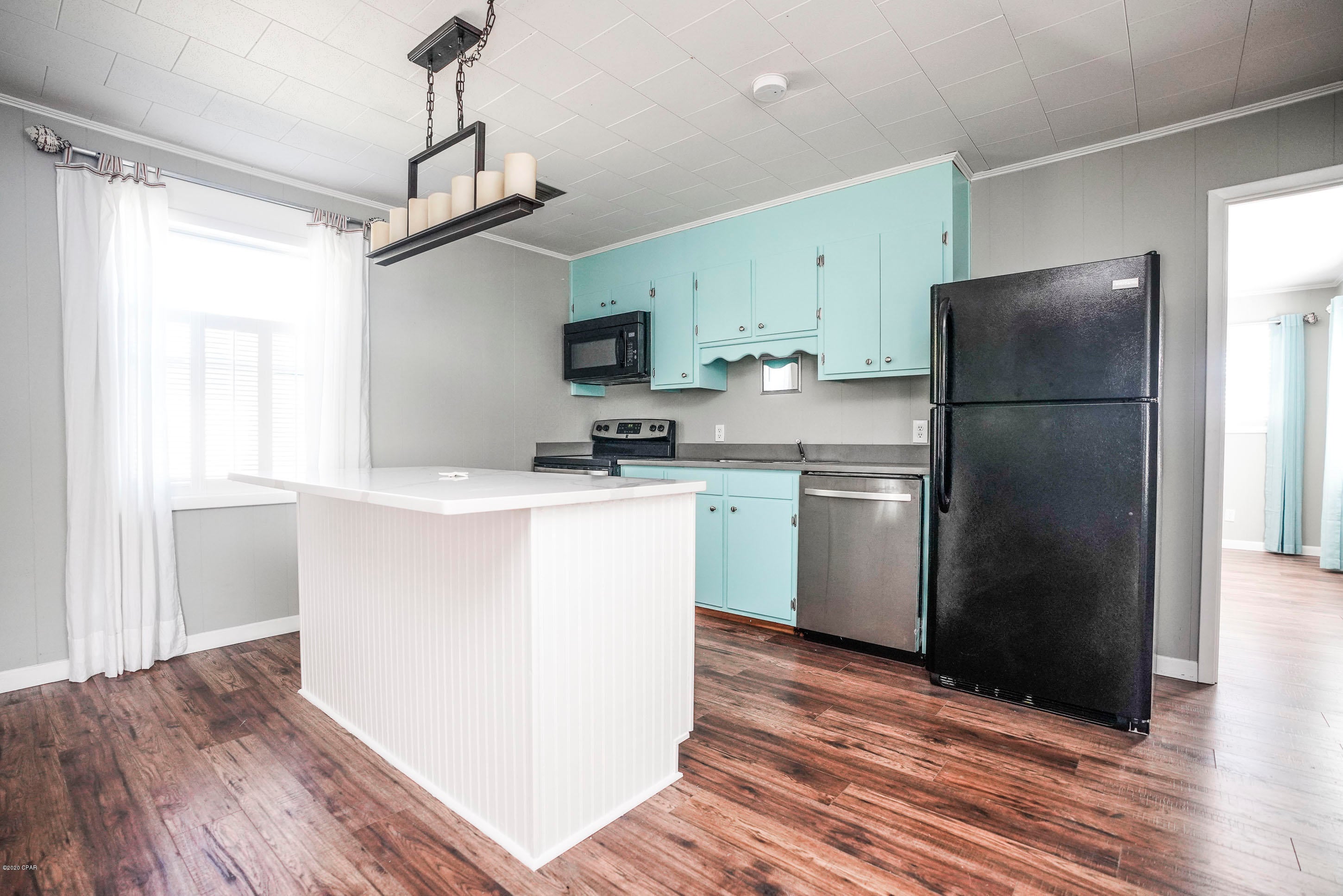 Laguna Beach Estates - Residential Lease