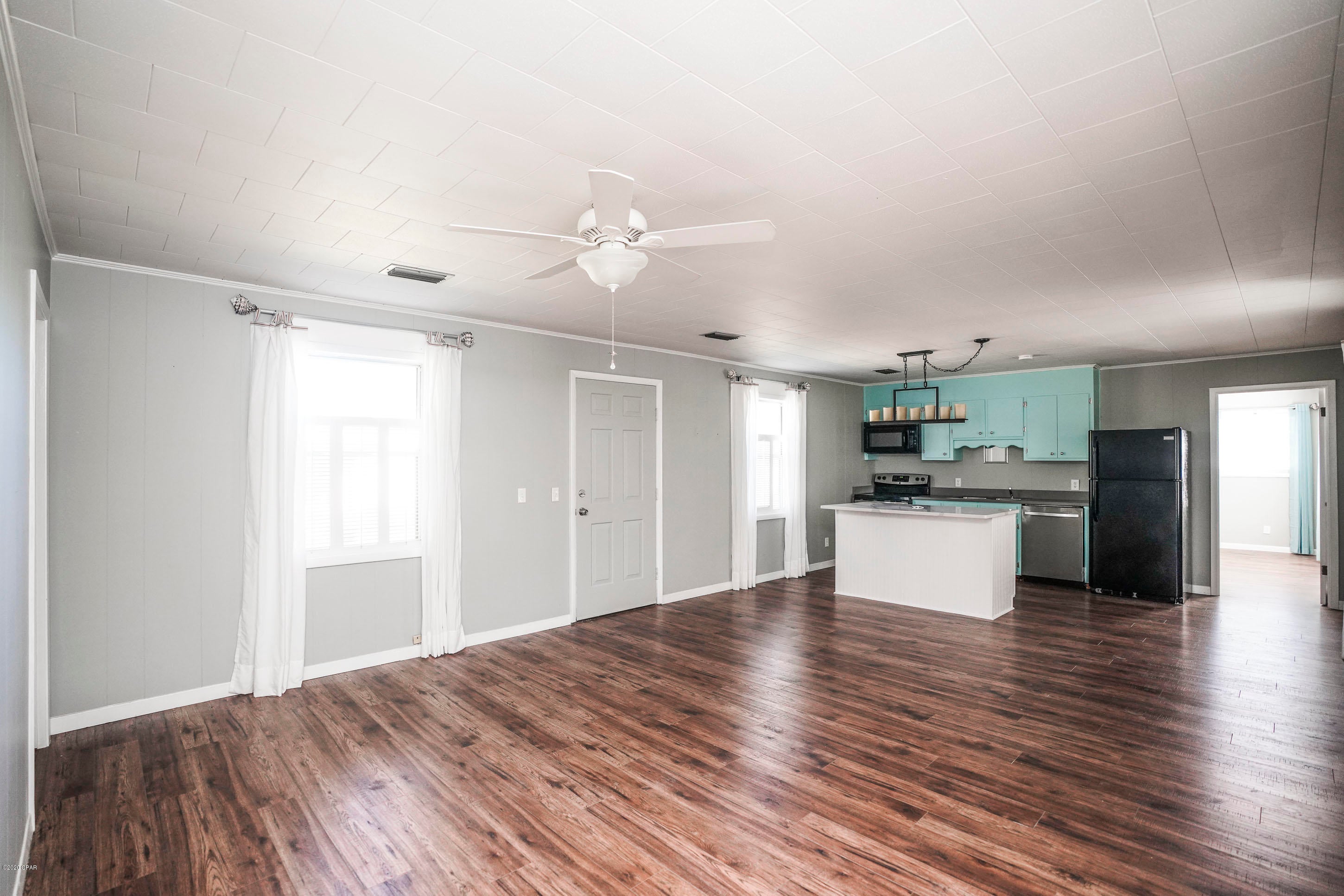 Laguna Beach Estates - Residential Lease