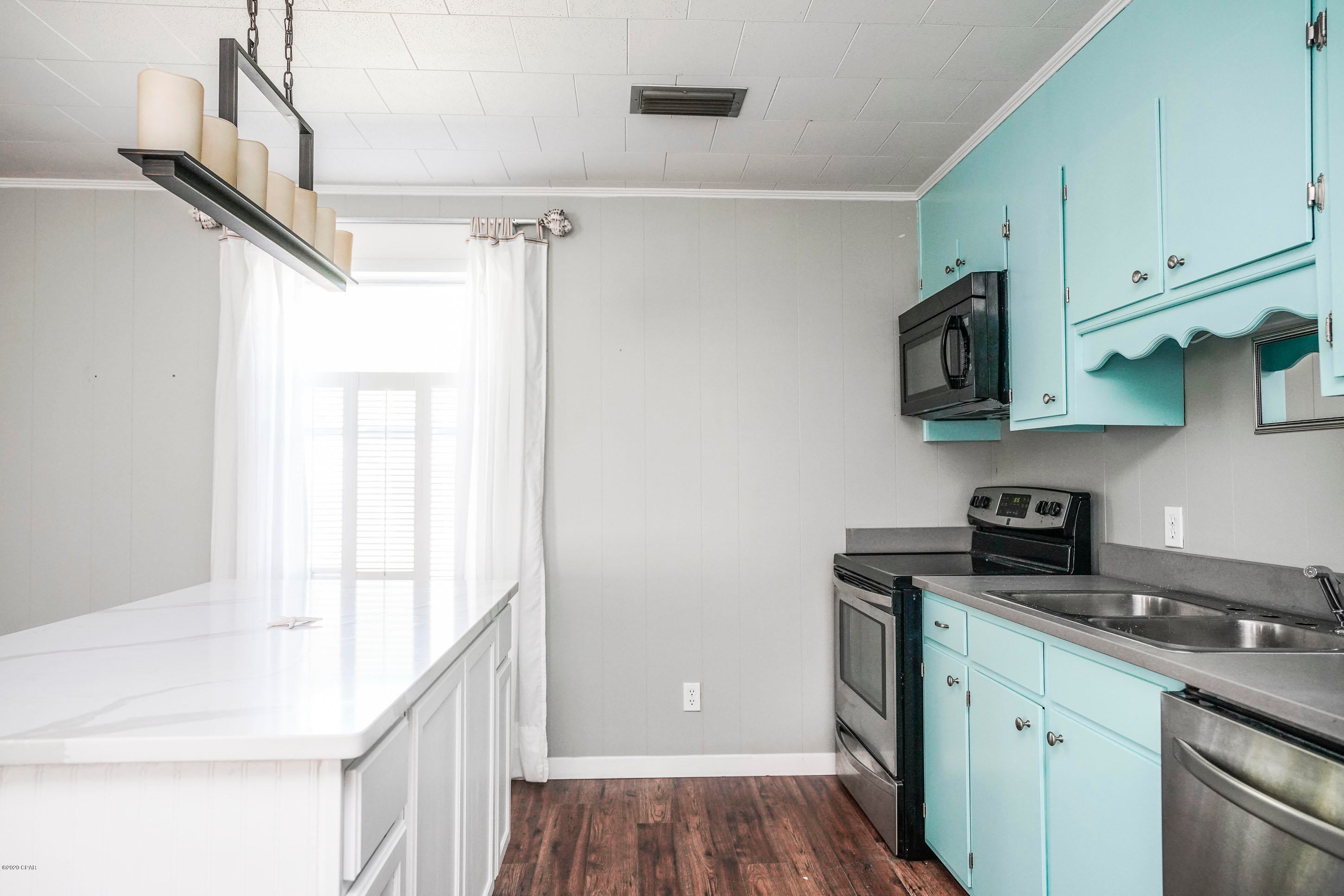 Laguna Beach Estates - Residential Lease