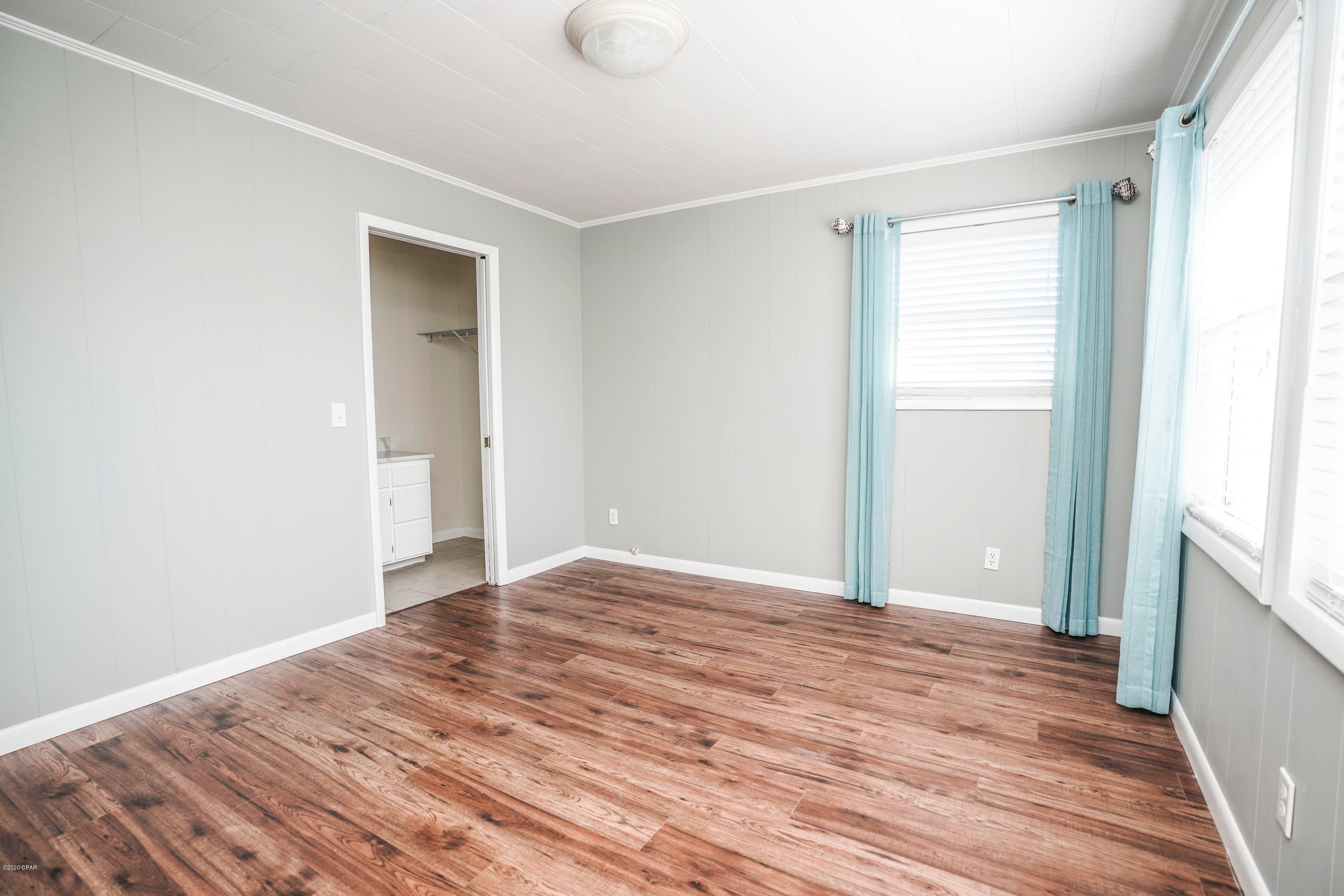 Laguna Beach Estates - Residential Lease