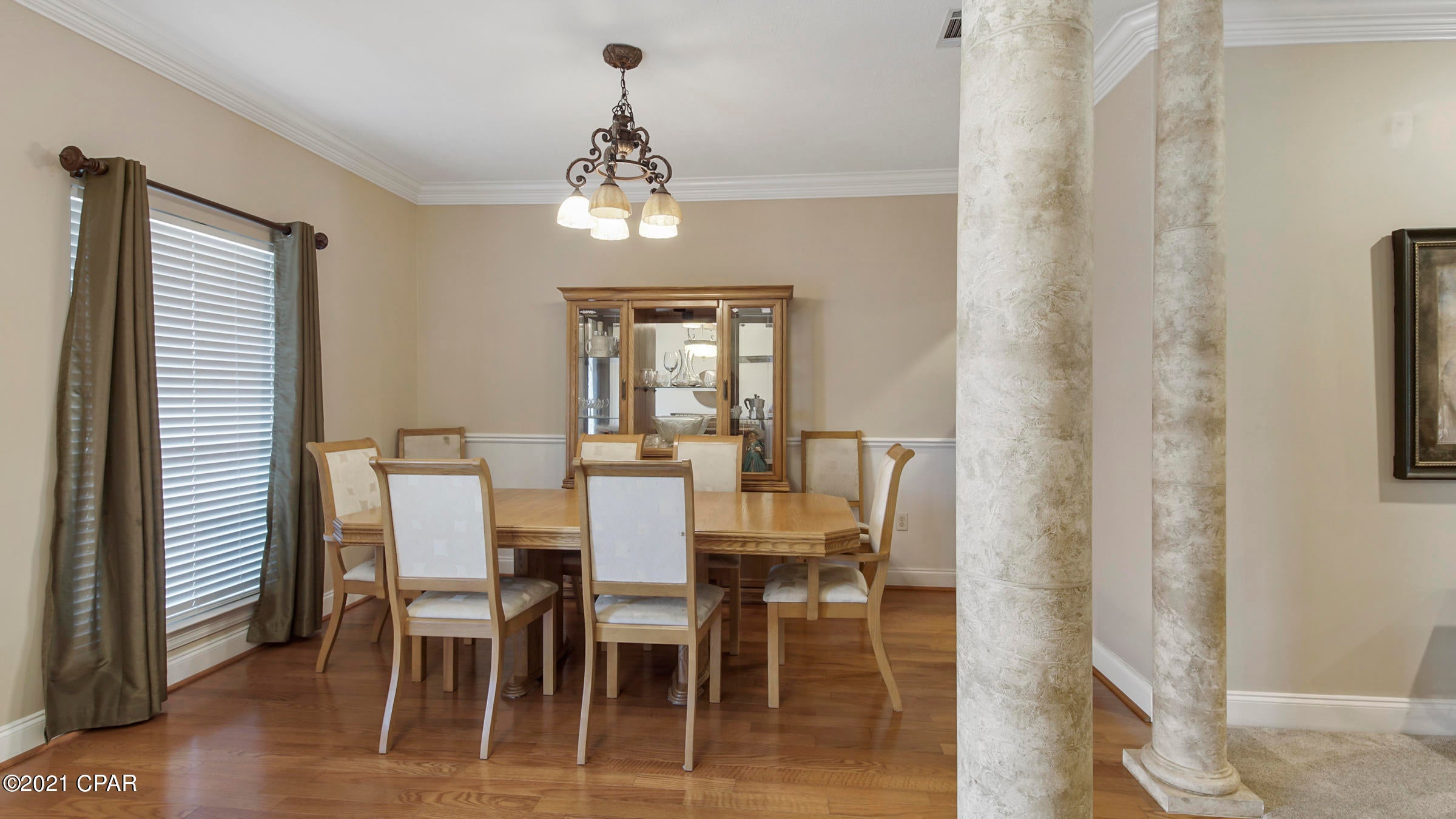 Kirkland Manor - Residential