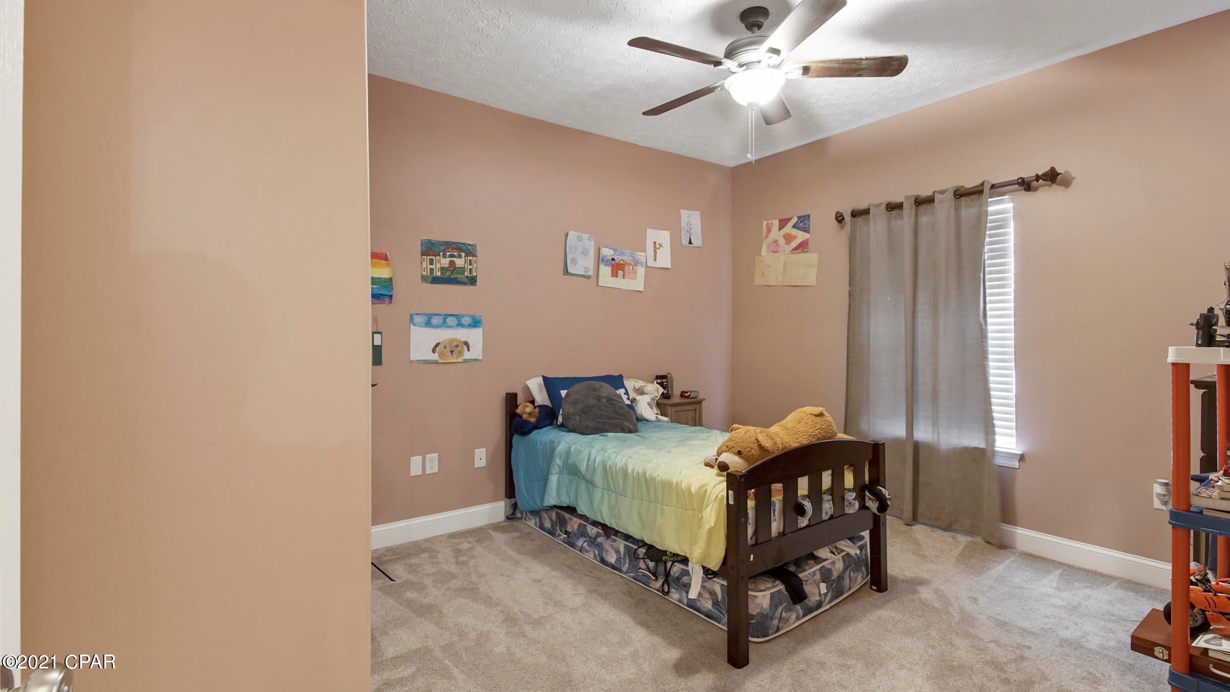 Kirkland Manor - Residential