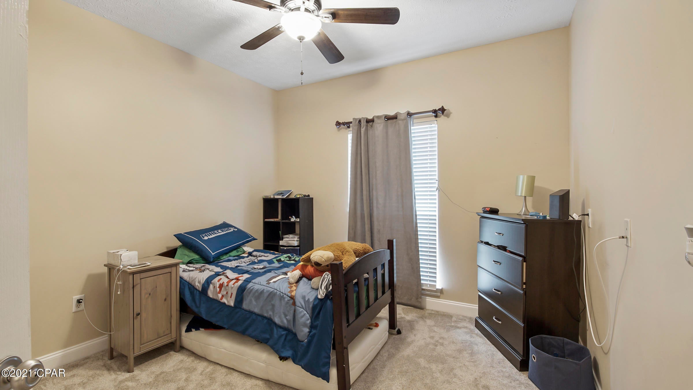 Kirkland Manor - Residential