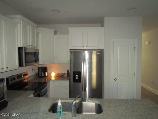 Hathaway Townhomes - Residential Lease