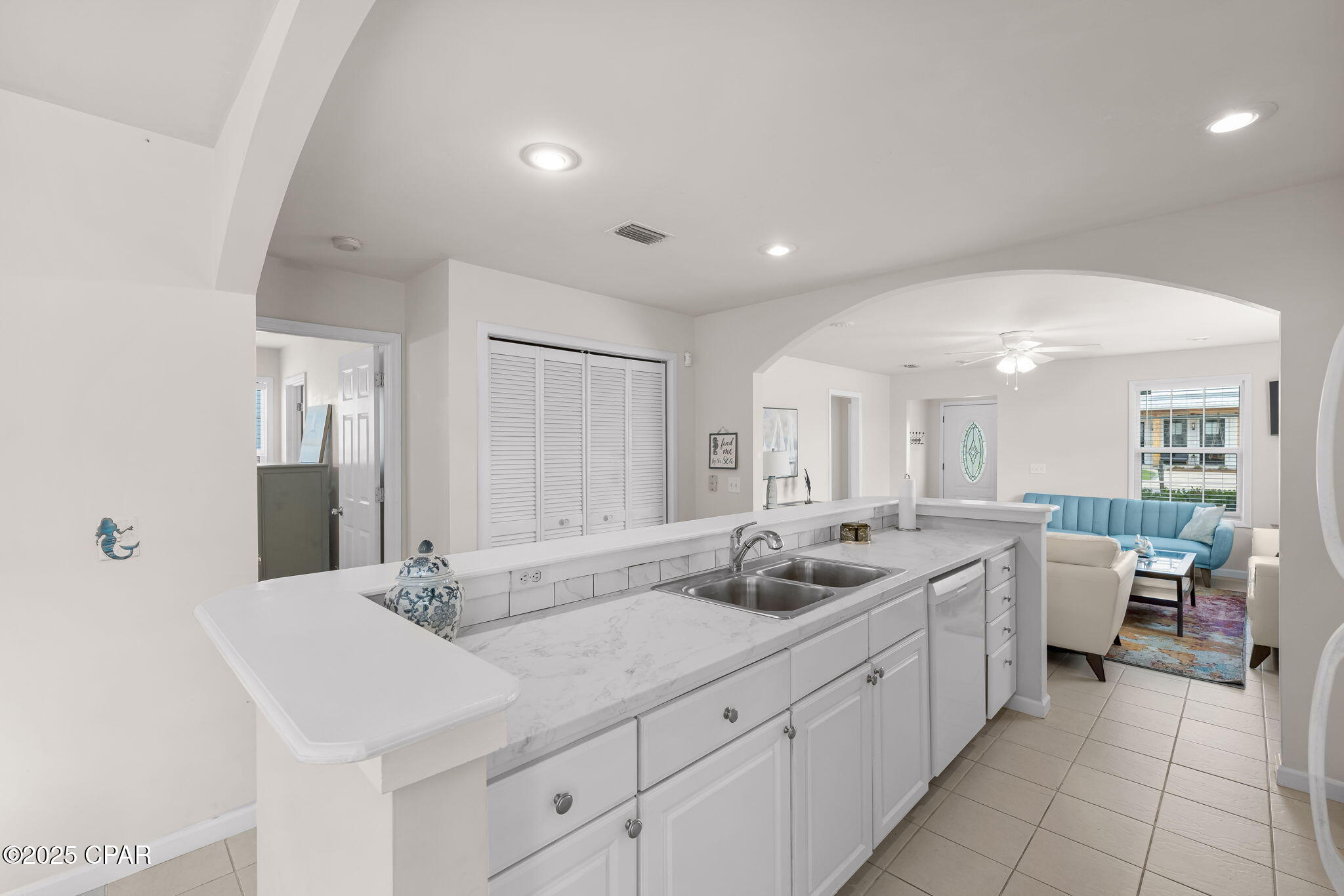 Laguna Beach Estates - Residential Lease
