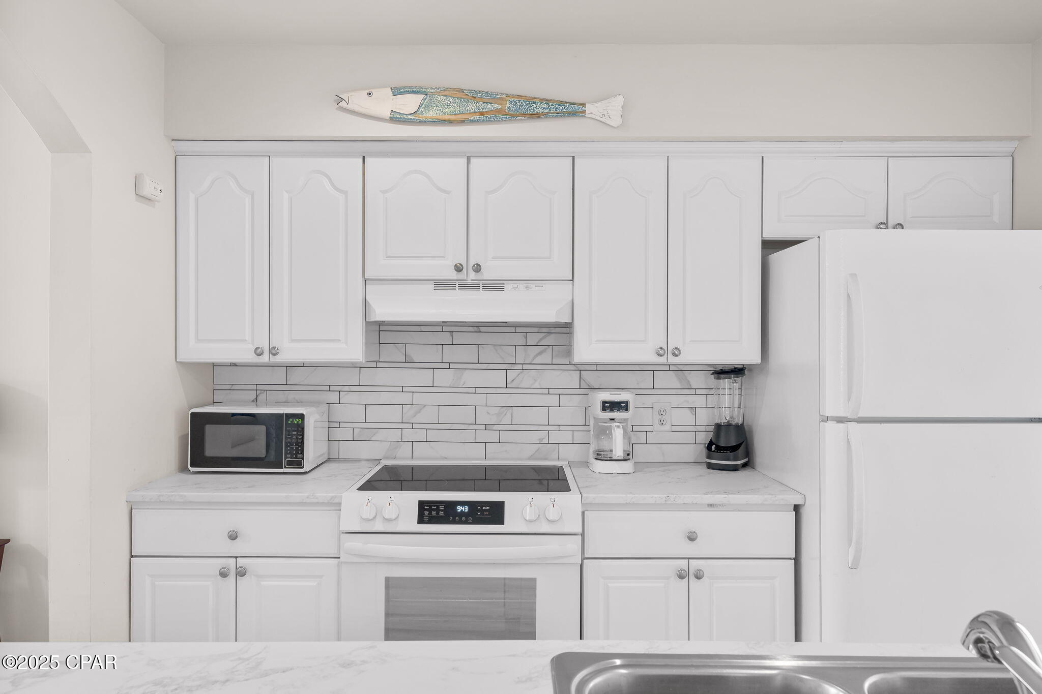 Laguna Beach Estates - Residential Lease