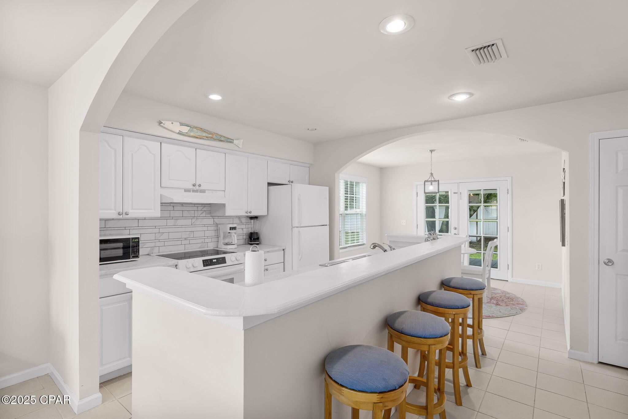 Laguna Beach Estates - Residential Lease
