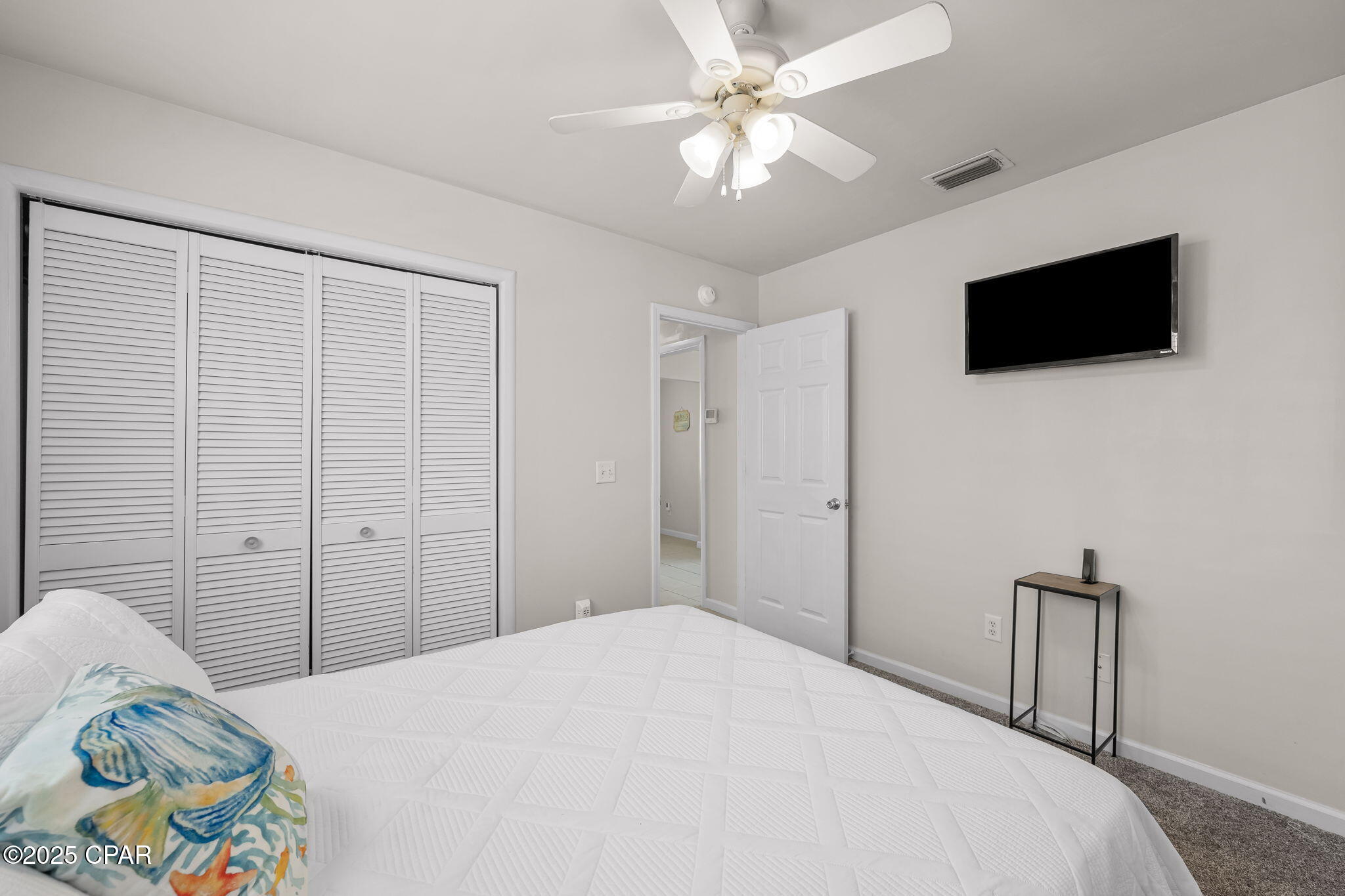 Laguna Beach Estates - Residential Lease