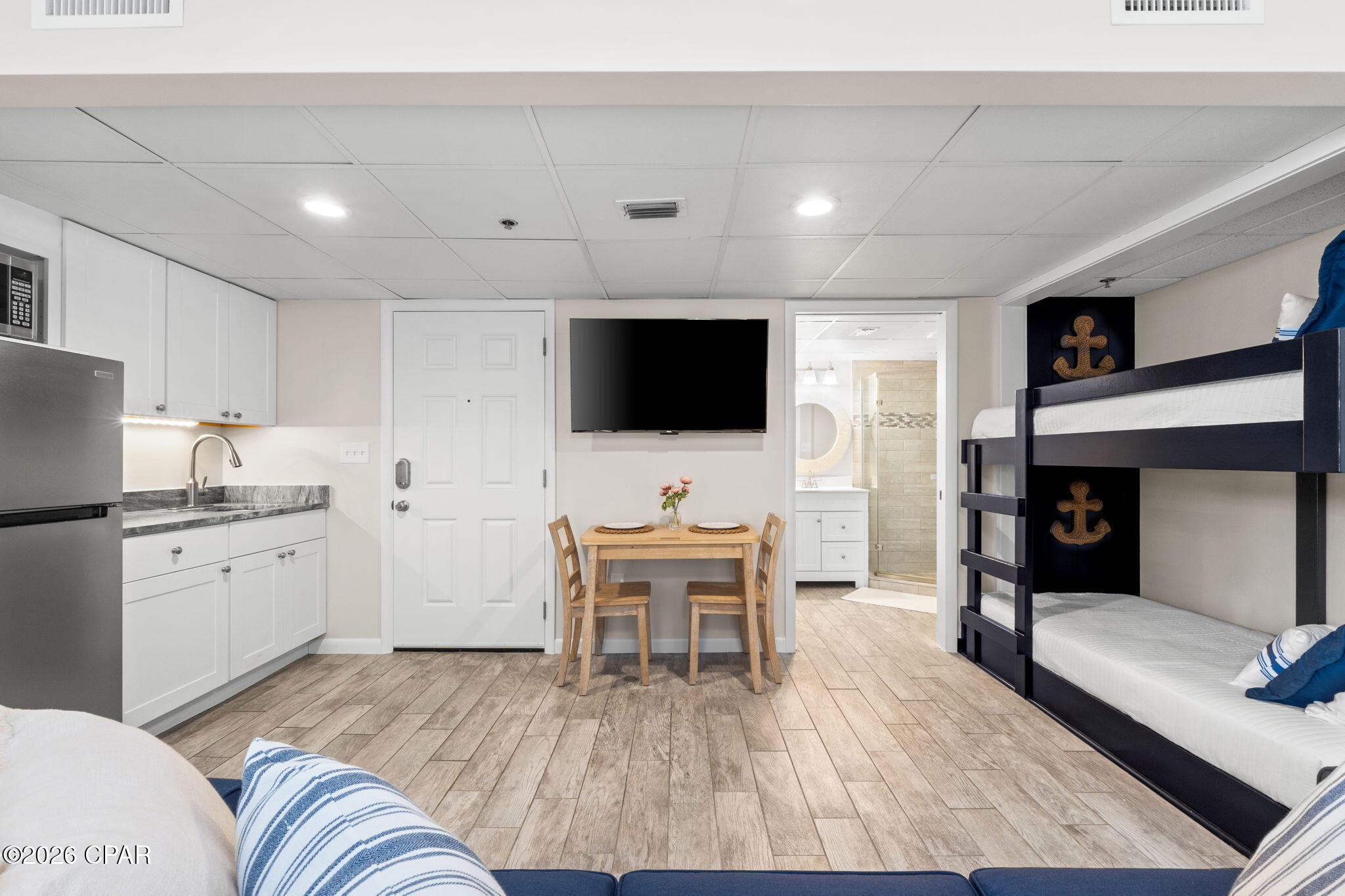 Long Beach Towers I - Residential