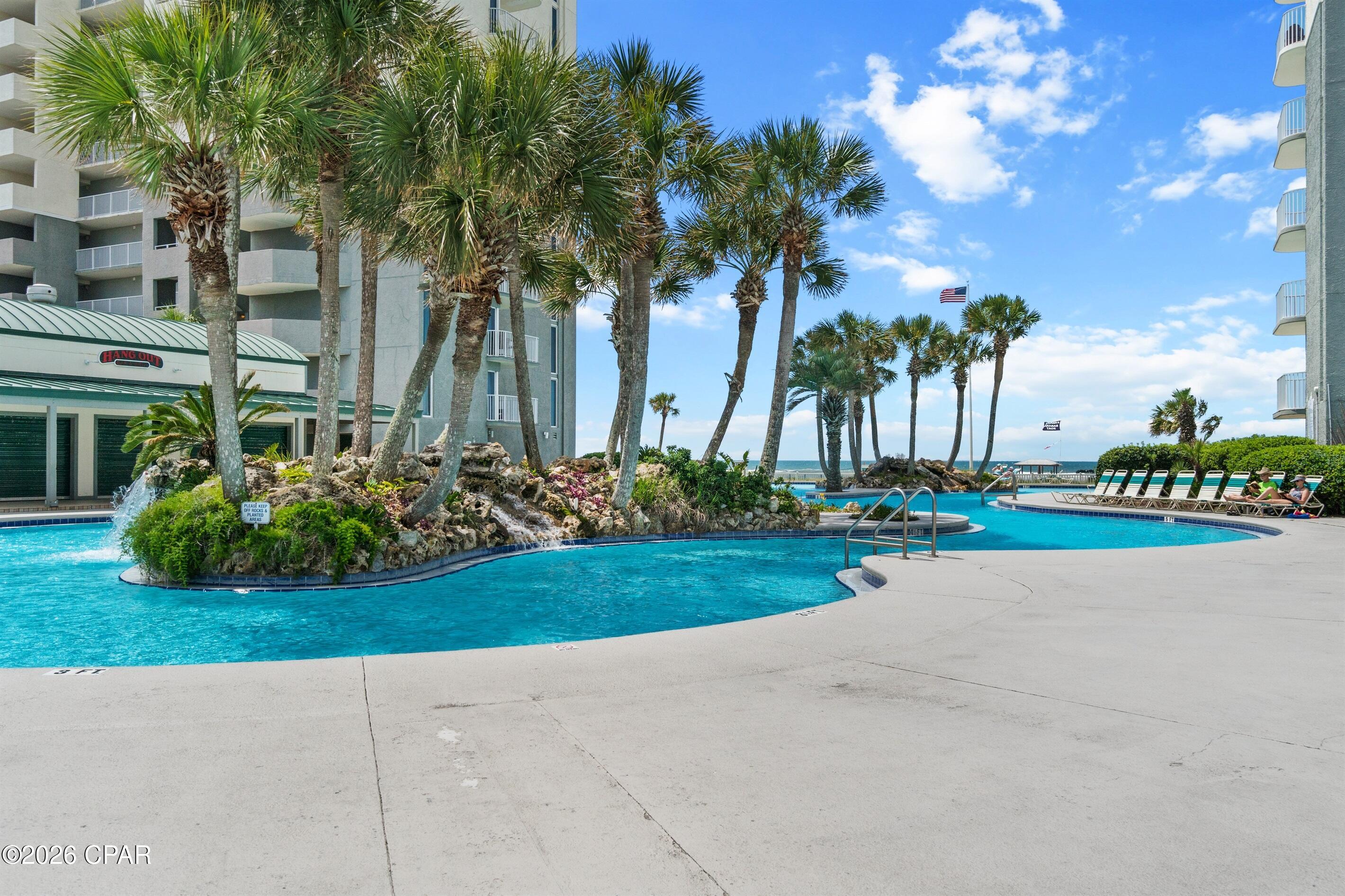Long Beach Towers I - Residential