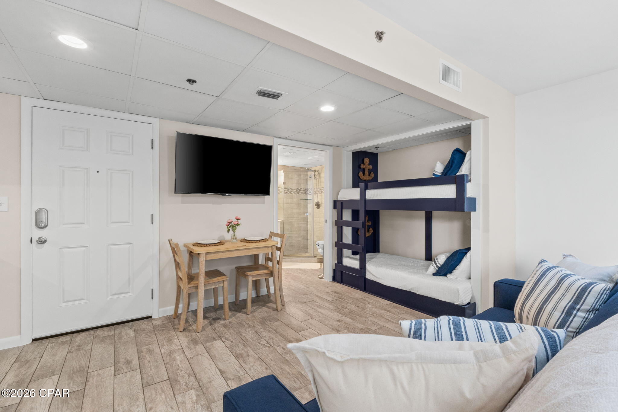 Long Beach Towers I - Residential