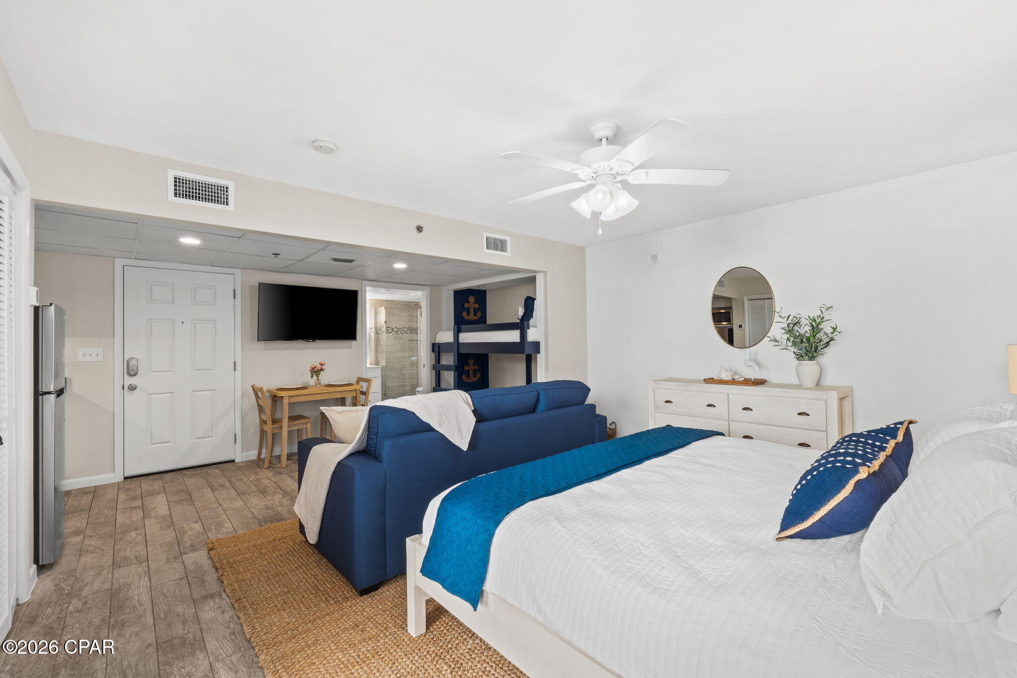 Long Beach Towers I - Residential