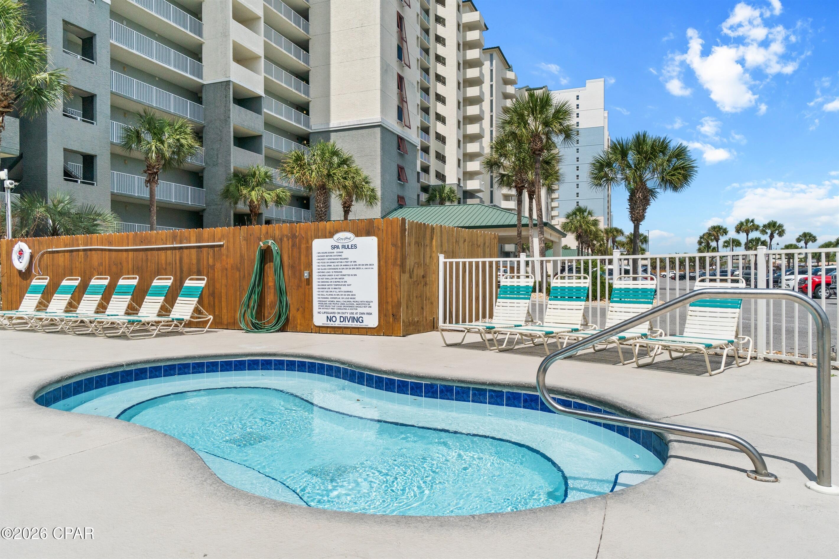 Long Beach Towers I - Residential