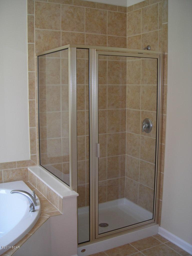 Palmetto Trace Phase IV - Residential Lease