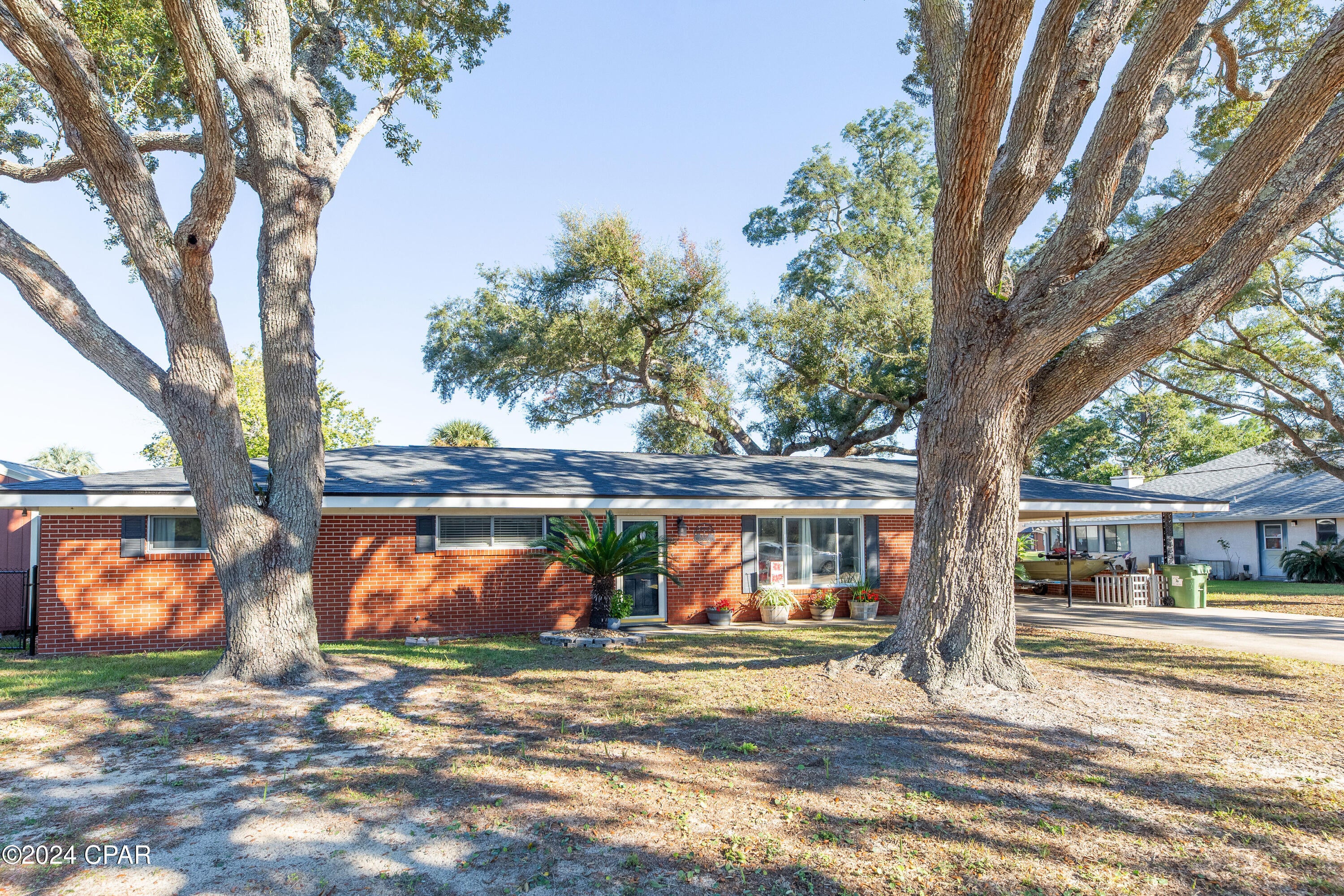 Woodlawn Unit 2 - Residential