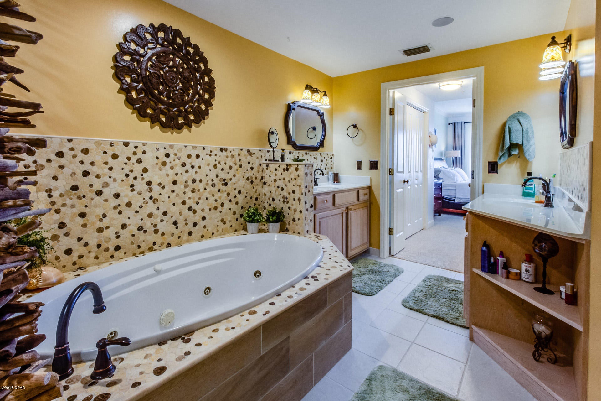 Grande Surf Club Condo - Residential Lease