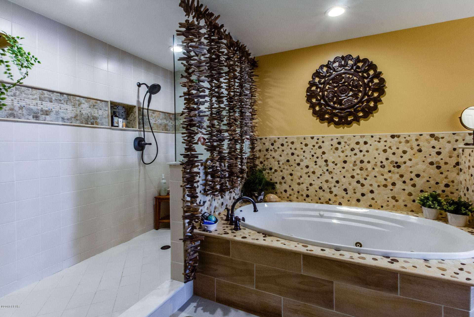 Grande Surf Club Condo - Residential Lease
