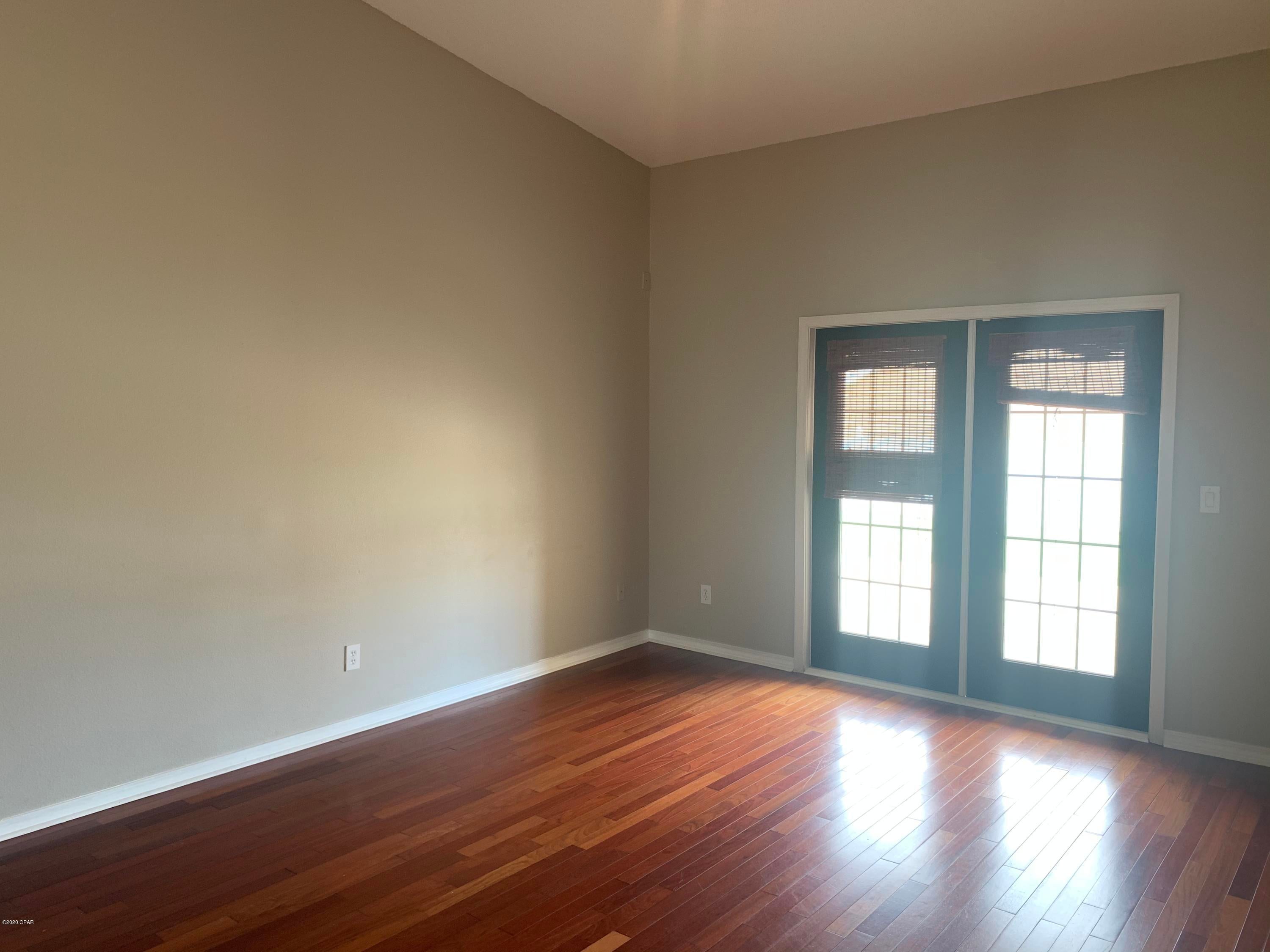 Hammocks Phase VI - Residential Lease