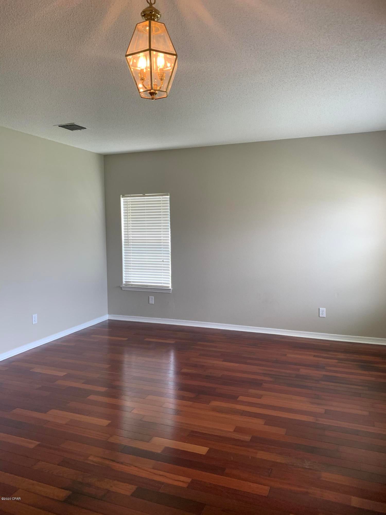 Hammocks Phase VI - Residential Lease