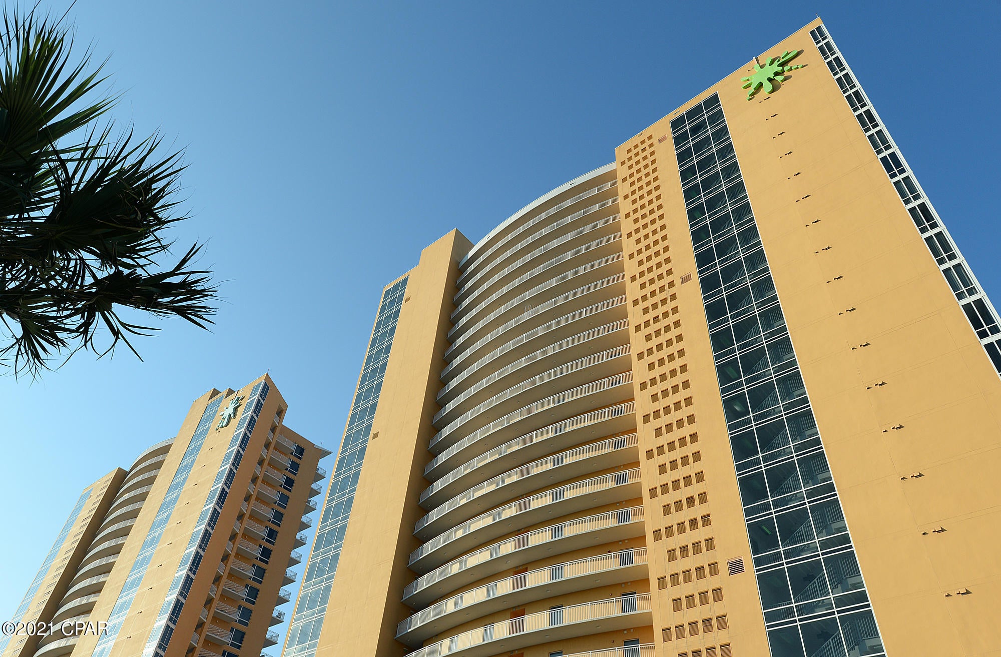 Splash Condo - Residential