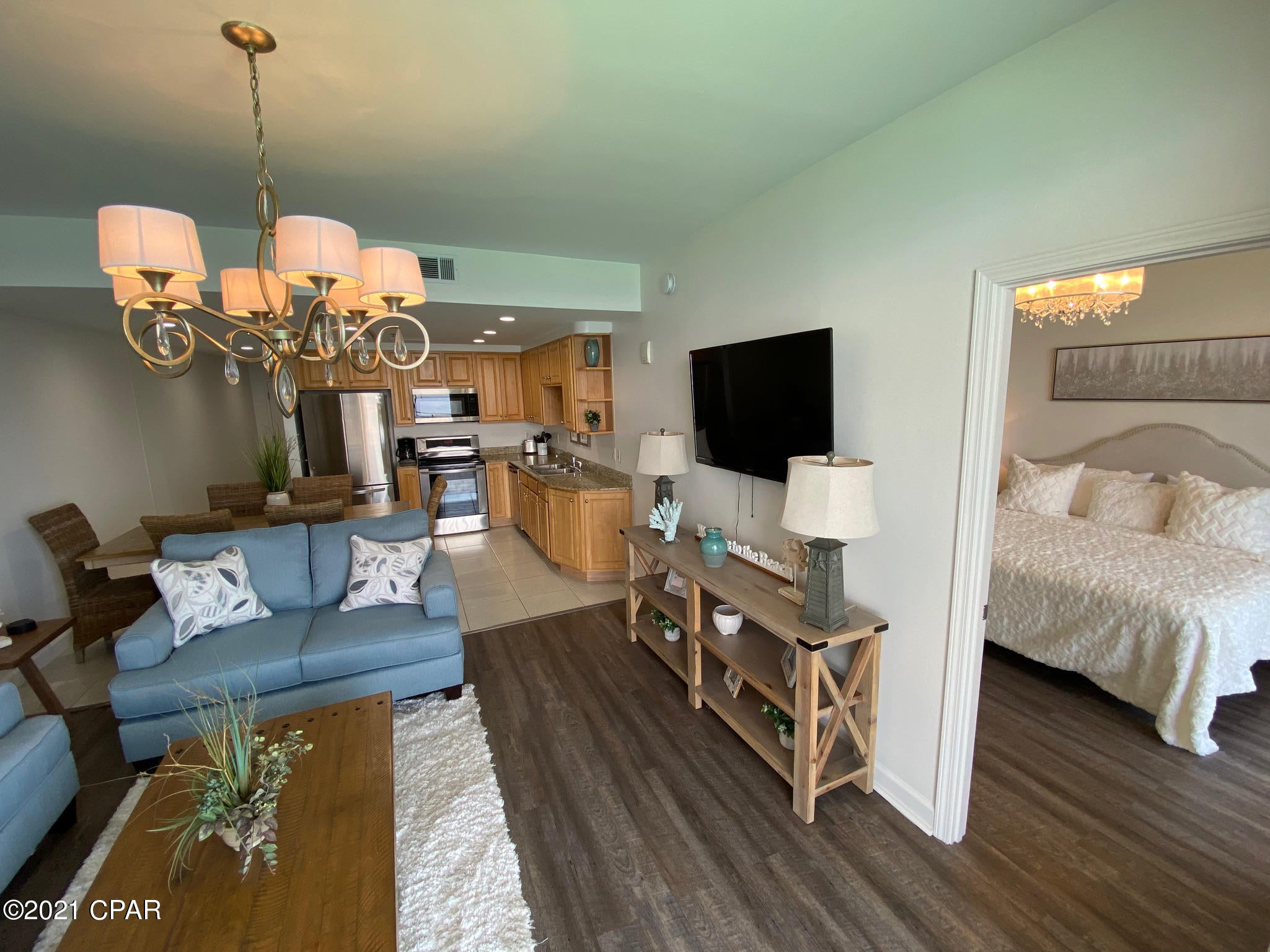 Splash Condo - Residential