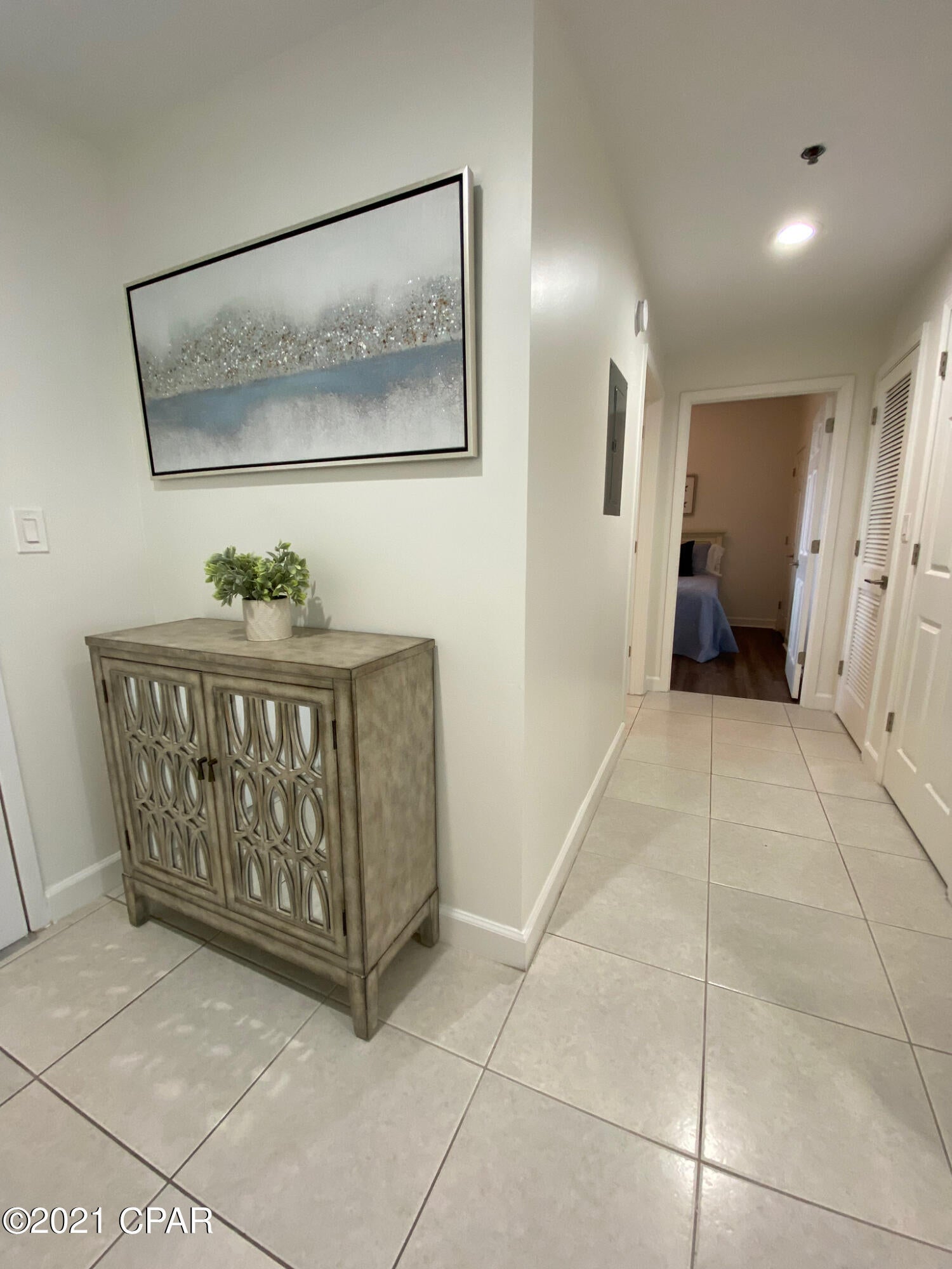 Splash Condo - Residential